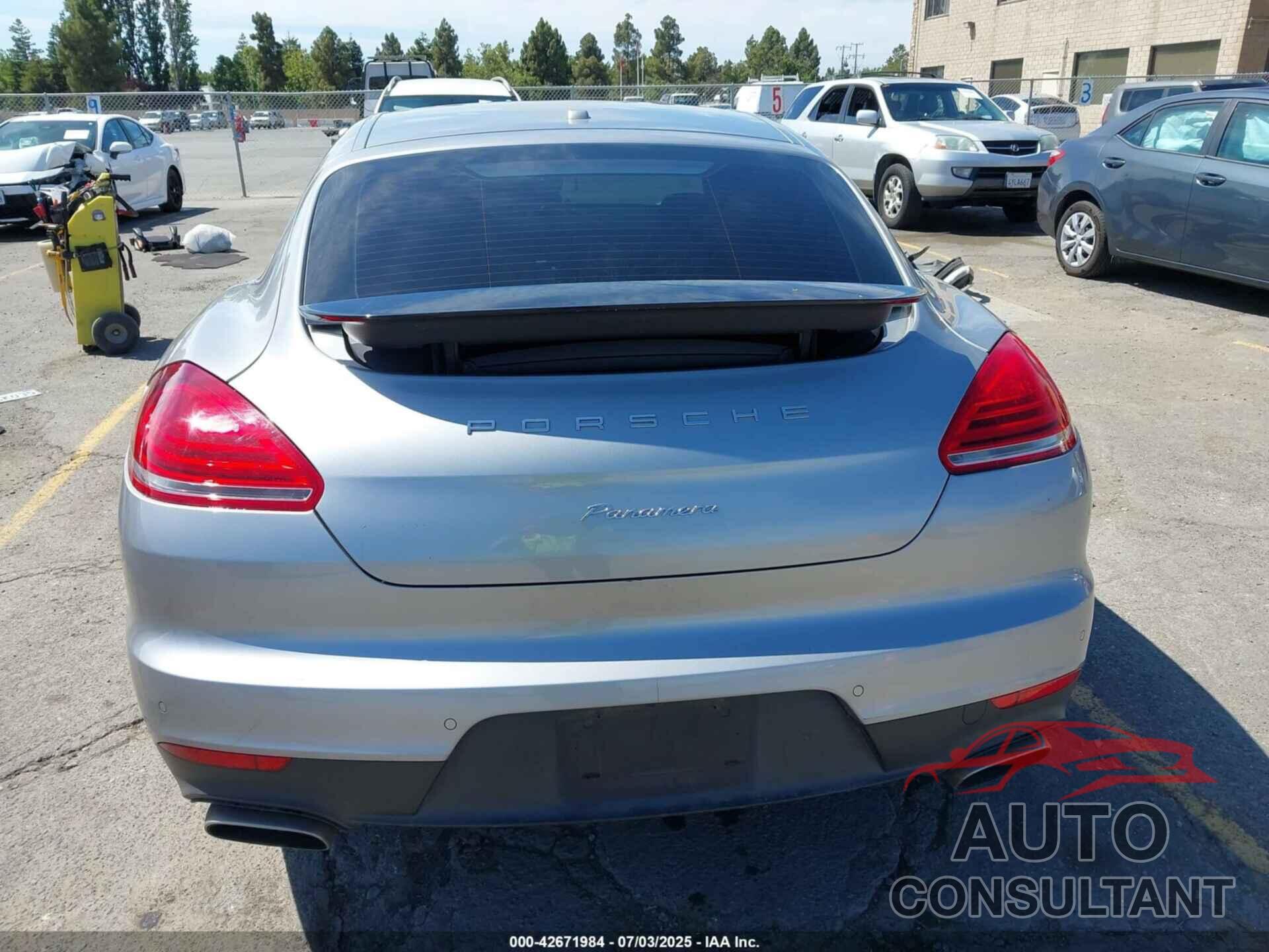 PORSCHE PANAMERA 2016 - WP0AA2A7XGL005997