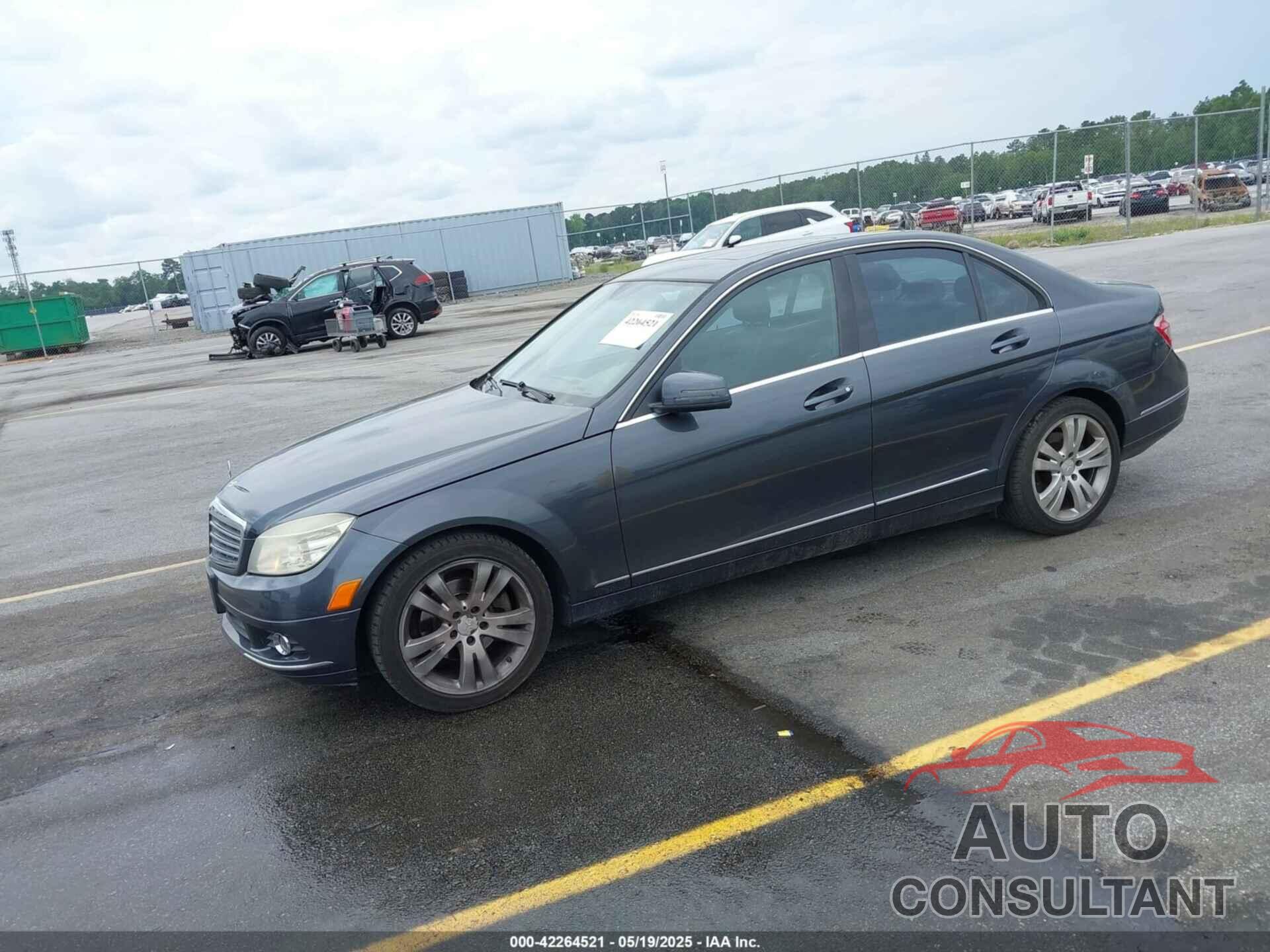 MERCEDES-BENZ C 300 2010 - WDDGF8BB9AR108386