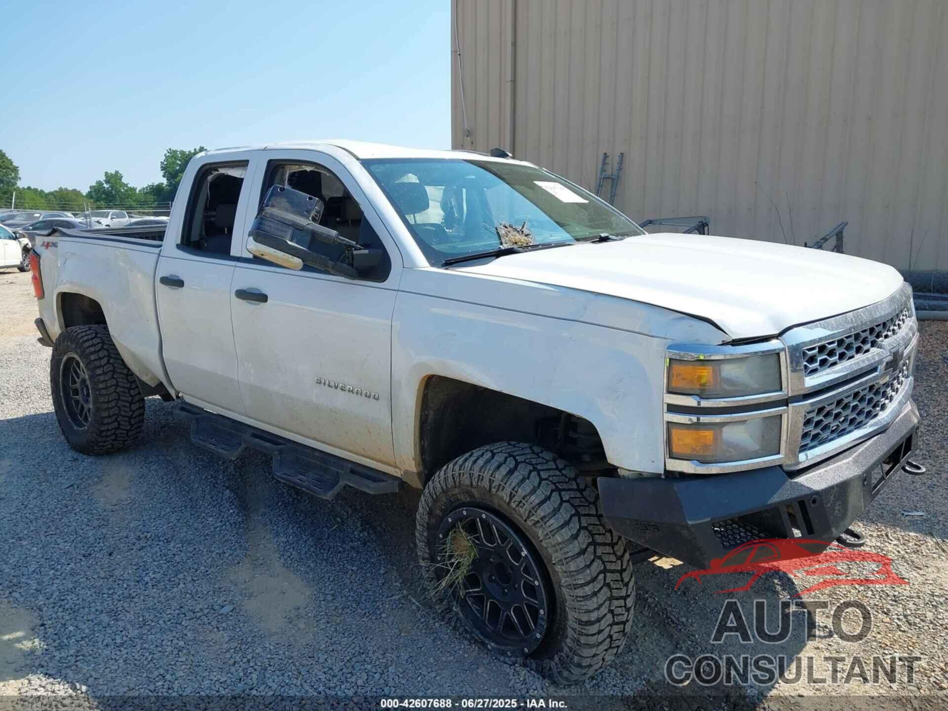 CHEVROLET SILVERADO 1500 2015 - 1GCVKPECXFZ323181