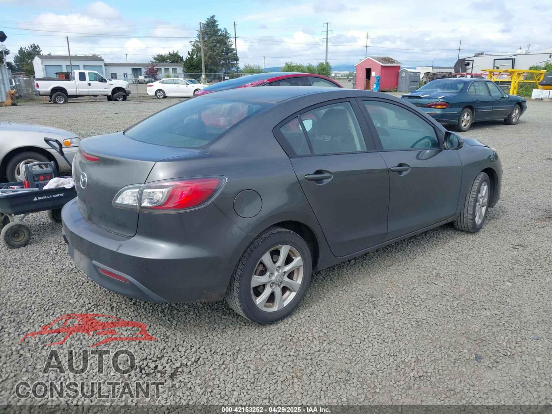 MAZDA MAZDA3 2011 - JM1BL1VG6B1384875