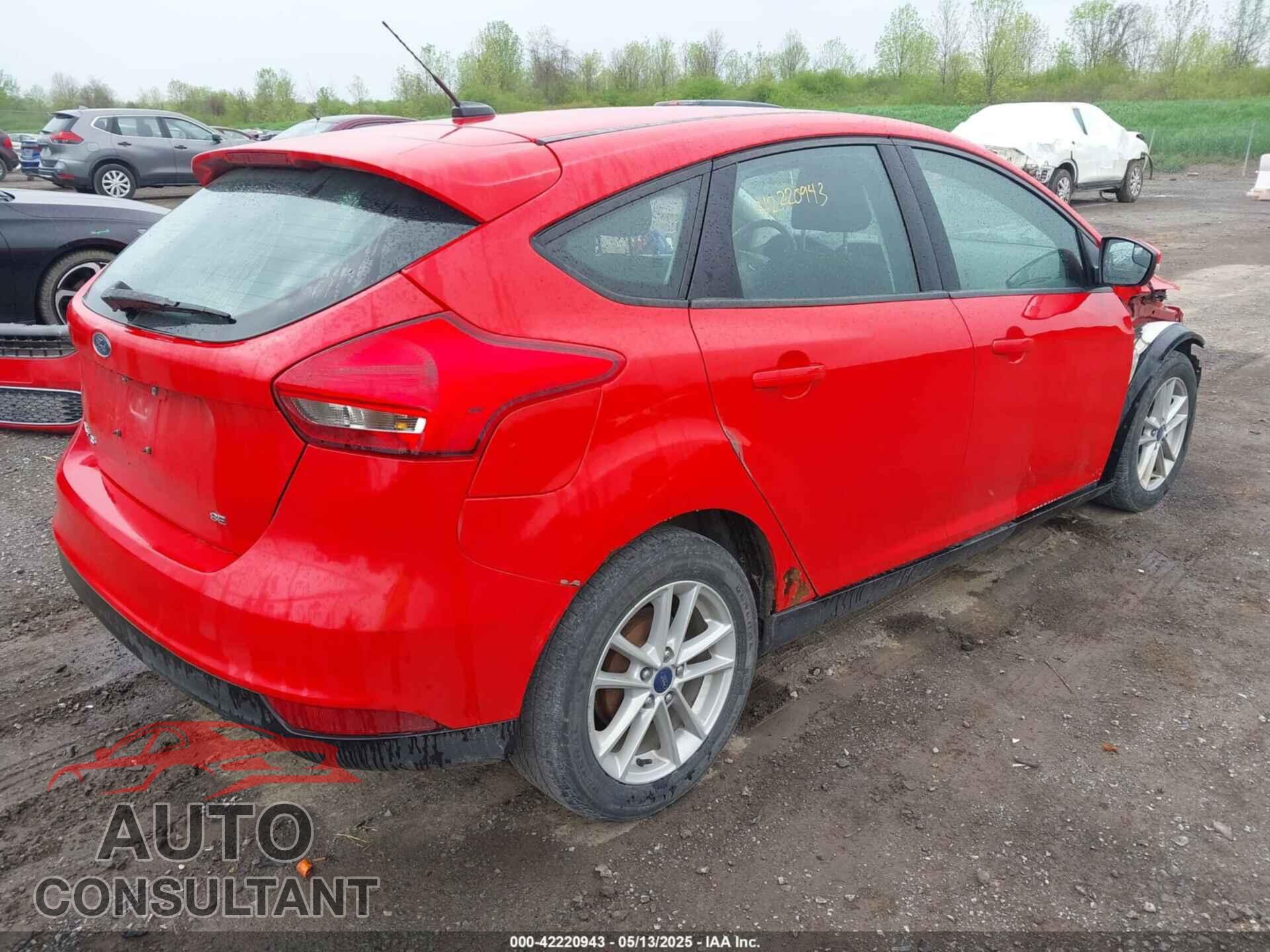 FORD FOCUS 2017 - 1FADP3K28HL326657