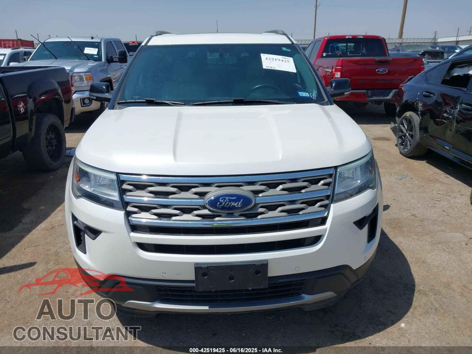 FORD EXPLORER 2018 - 1FM5K7D80JGB55452