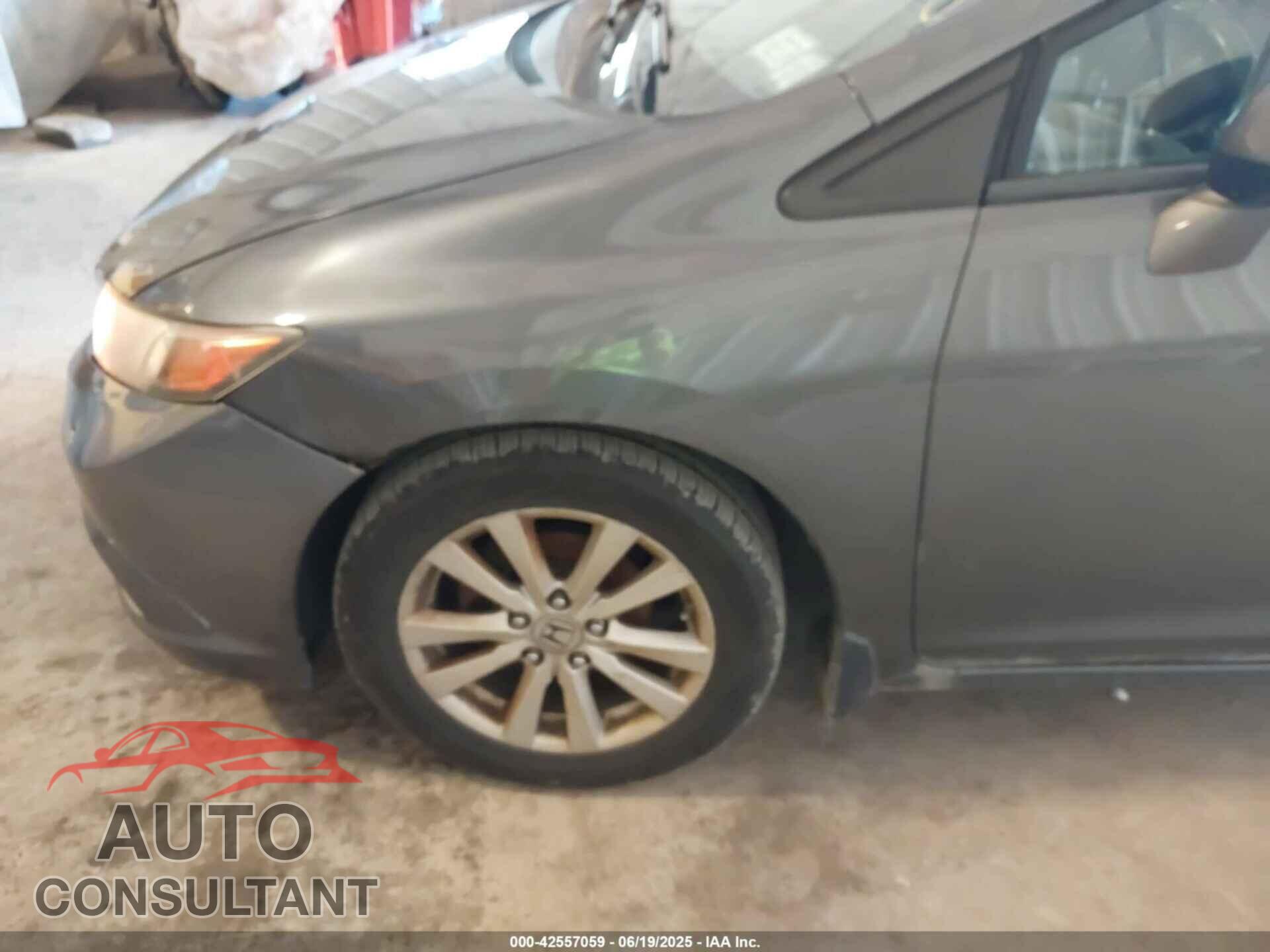 HONDA CIVIC 2012 - 2HGFB2F82CH552355