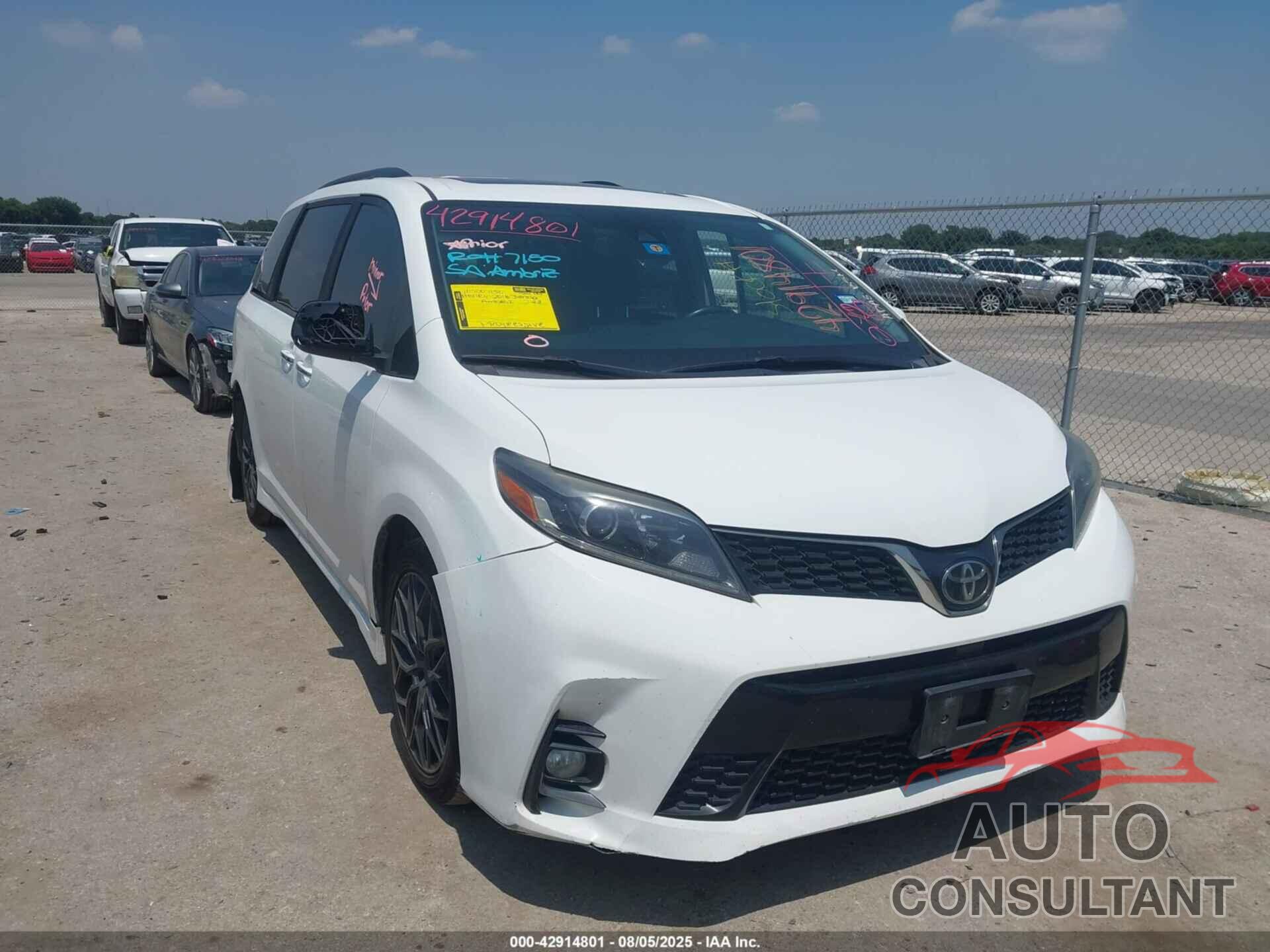 TOYOTA SIENNA 2018 - 5TDXZ3DC0JS954224