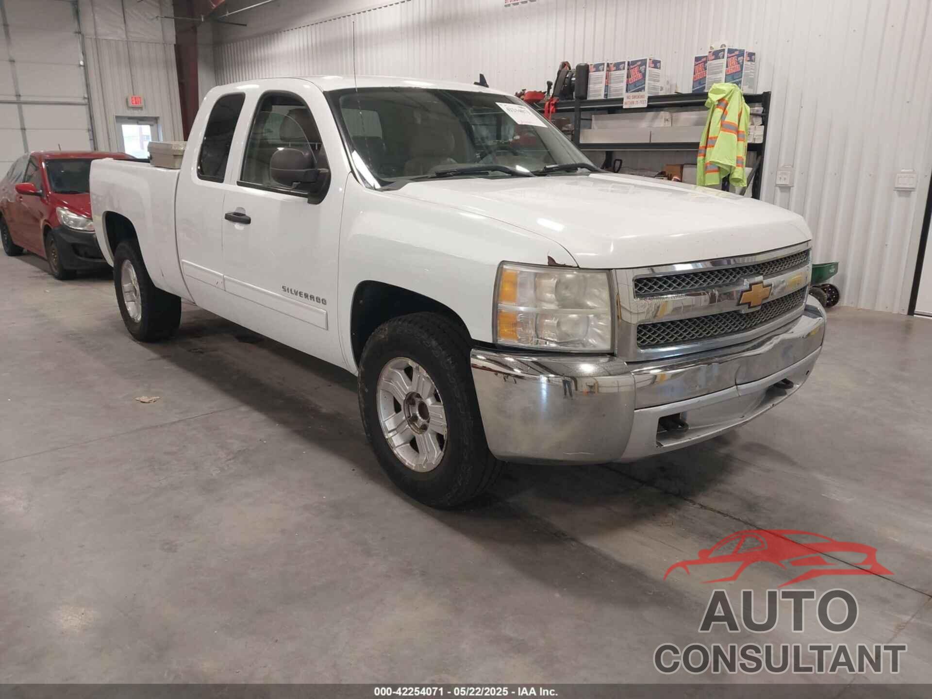 CHEVROLET SILVERADO 1500 2013 - 1GCRCSE00DZ349521