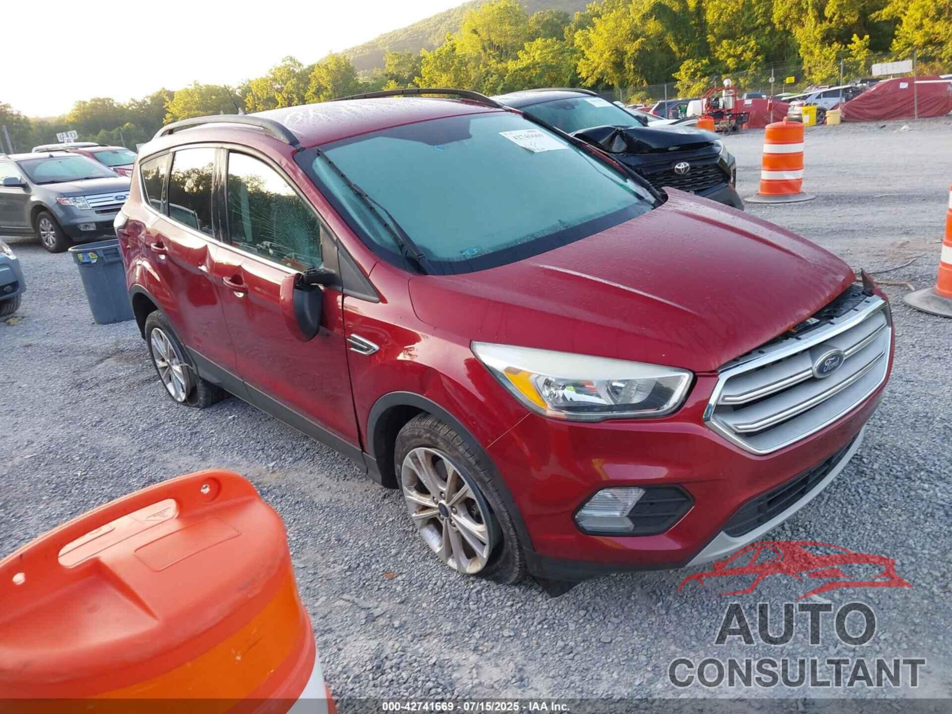 FORD ESCAPE 2018 - 1FMCU9GD7J4B67475