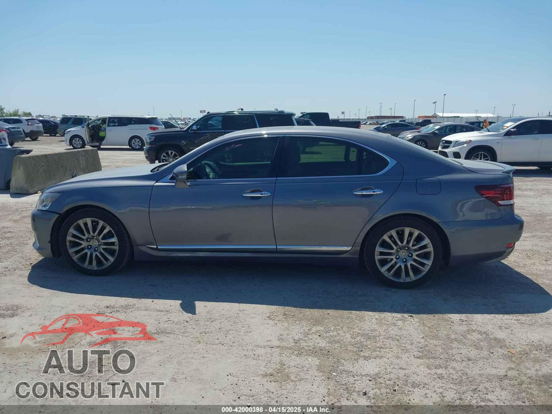 LEXUS LS 460 2013 - JTHBL5EF7D5121075