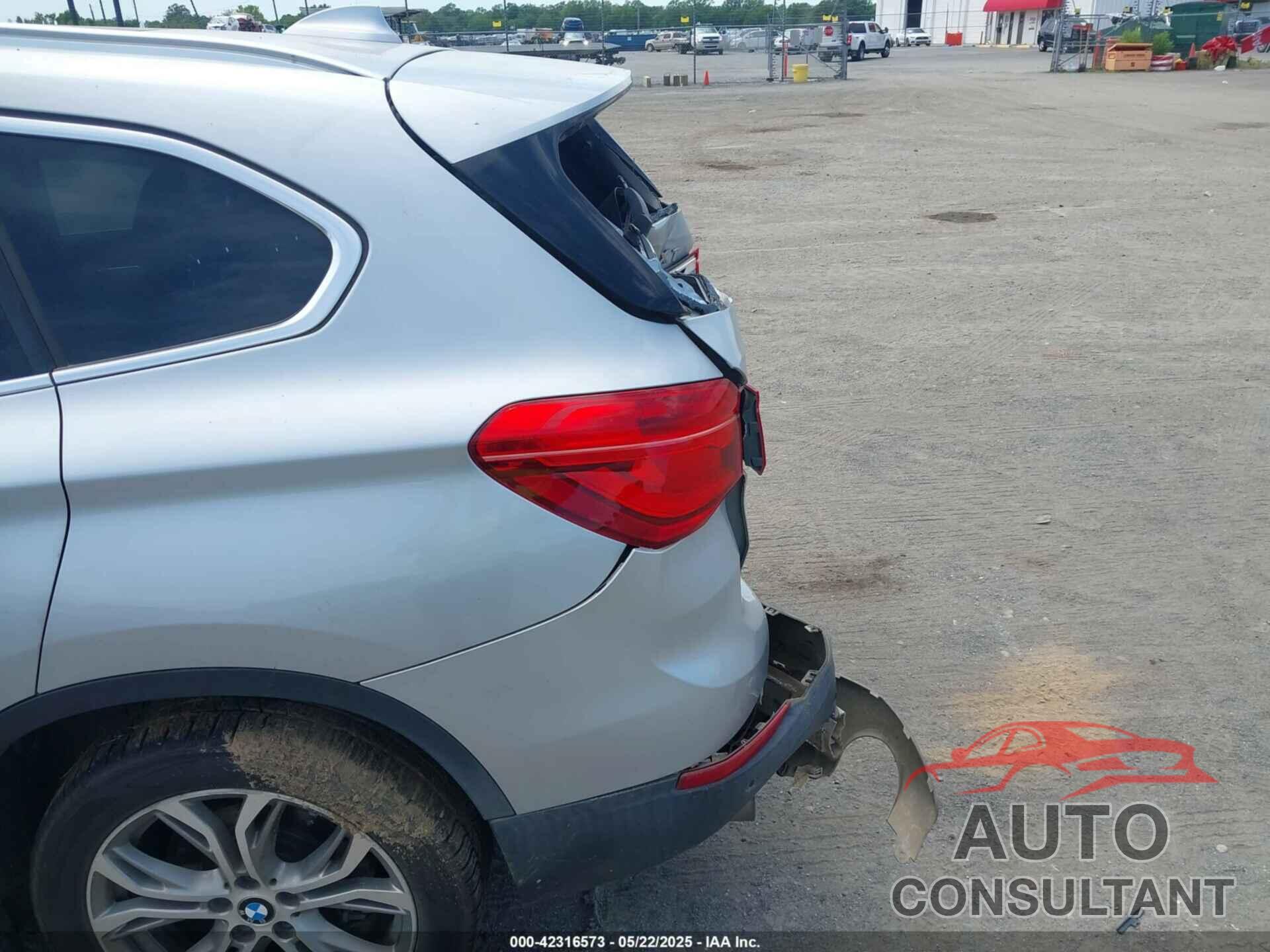 BMW X1 2016 - WBXHT3C32GP889096