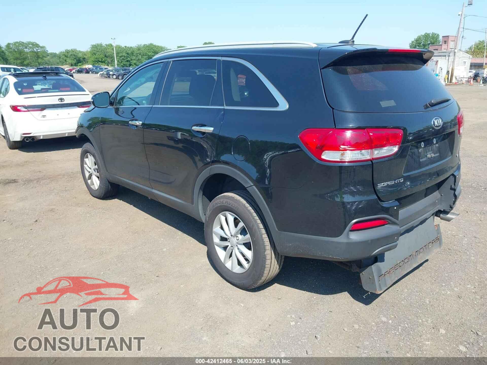 KIA SORENTO 2017 - 5XYPG4A53HG190071