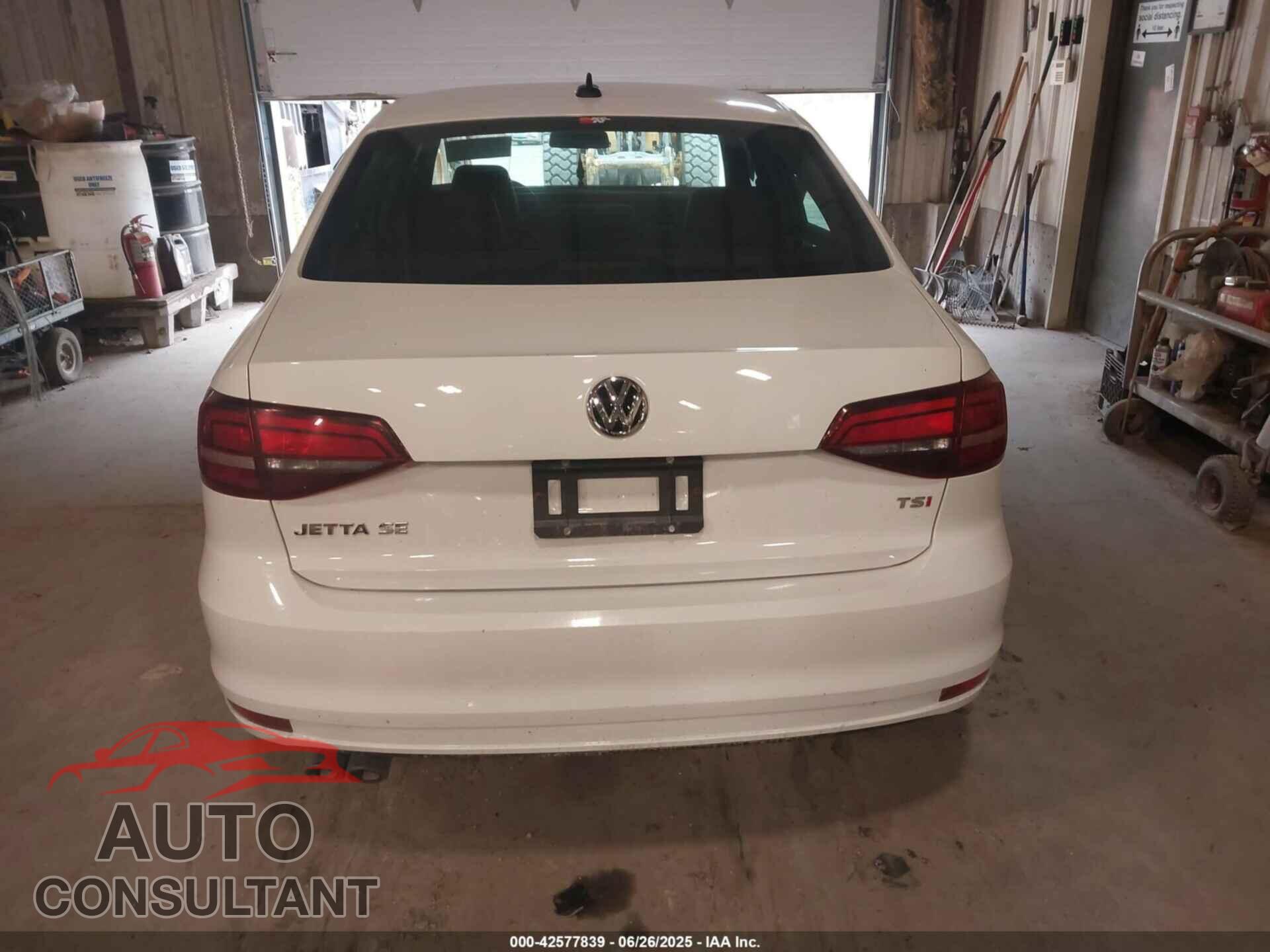 VOLKSWAGEN JETTA 2017 - 3VWB67AJ1HM399403