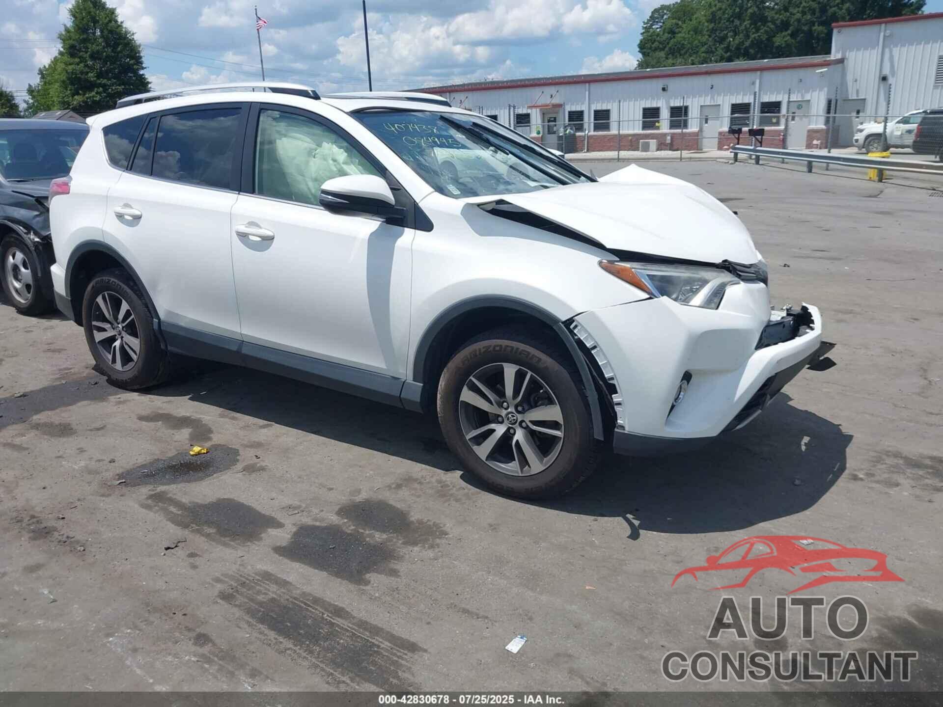TOYOTA RAV4 2016 - JTMWFREV6GJ084945