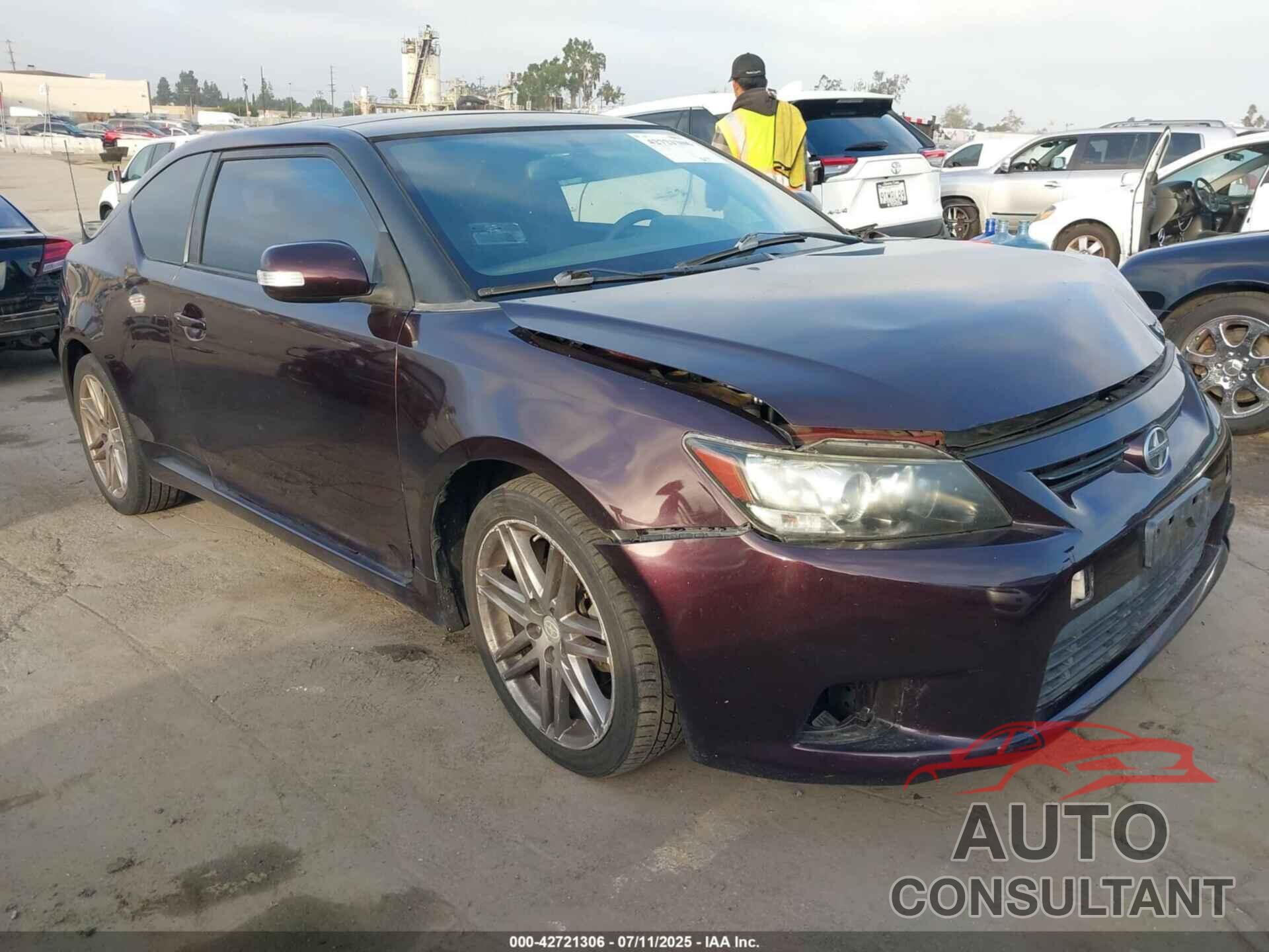 TOYOTA SCION TC 2013 - JTKJF5C79D3063118