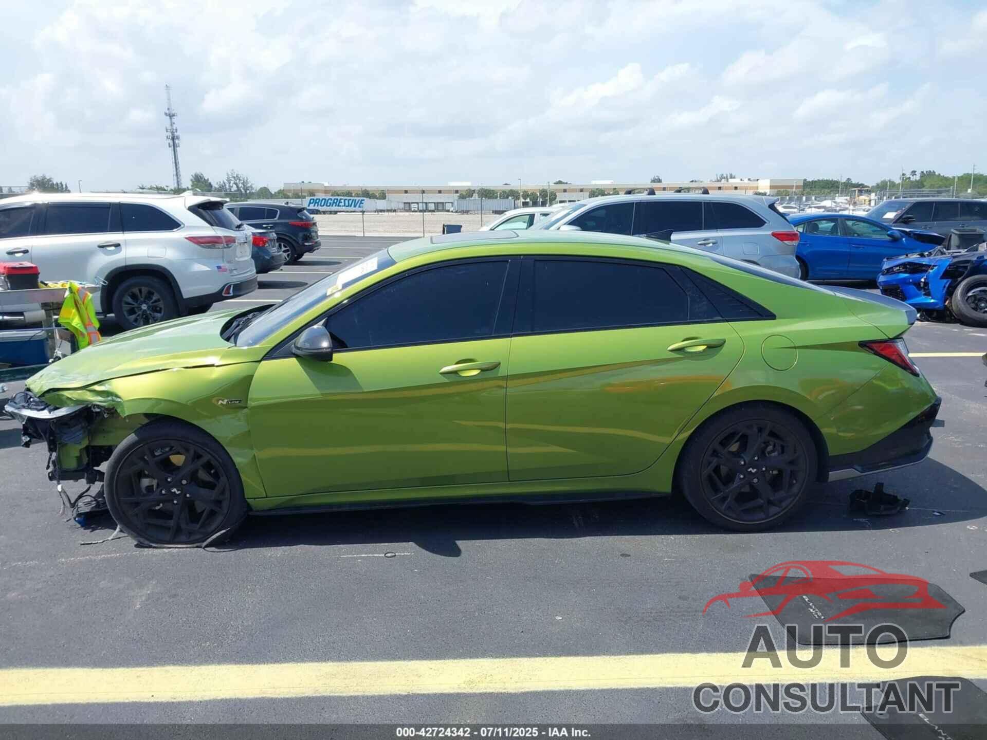HYUNDAI ELANTRA 2024 - KMHLR4DF2RU726954