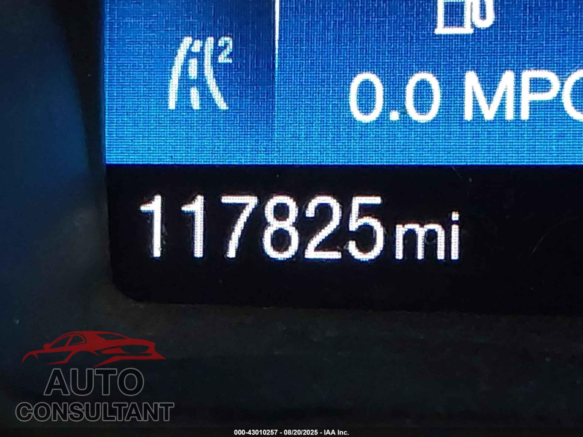 FORD FOCUS 2016 - 1FADP3E27GL207573