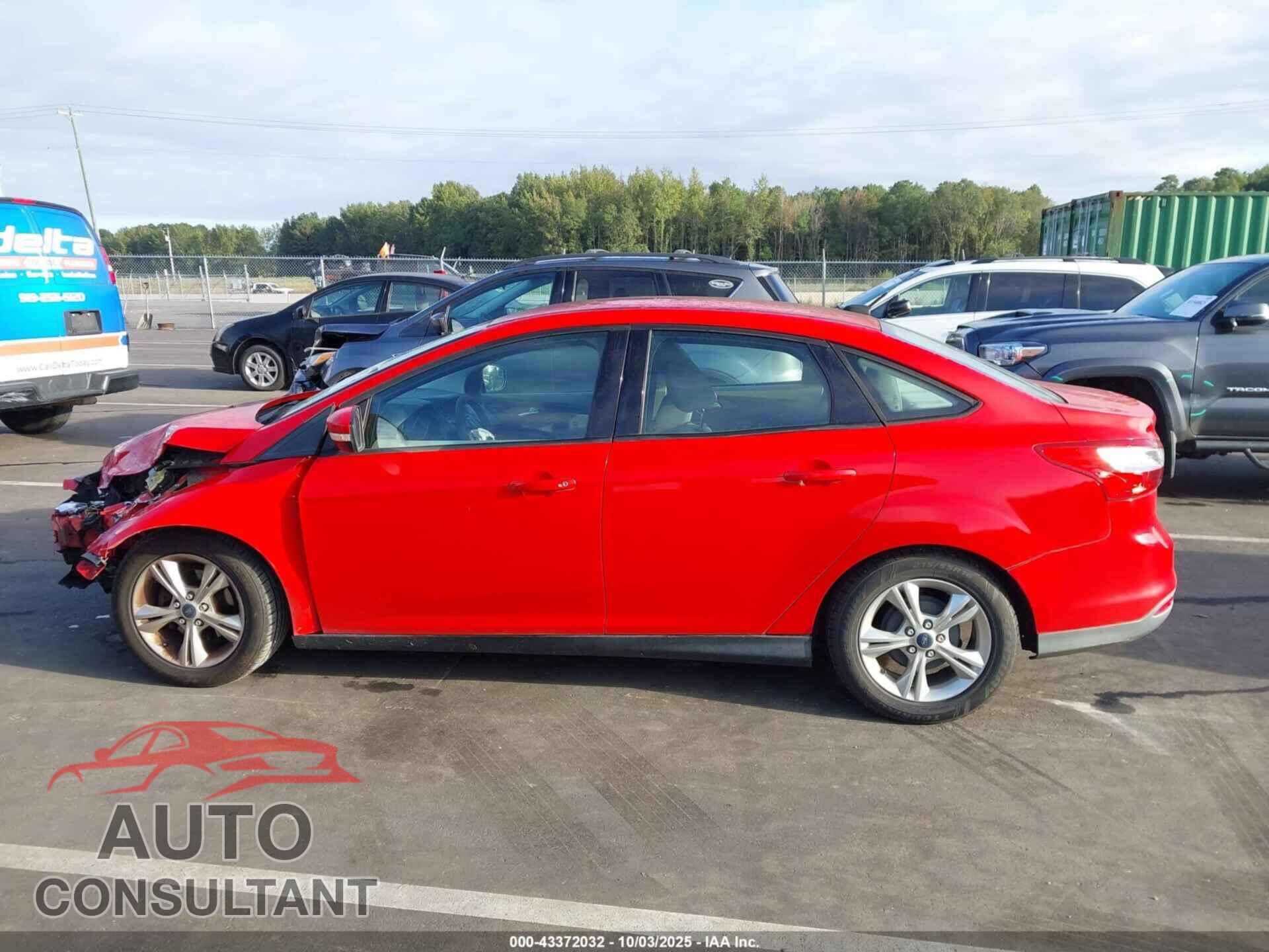 FORD FOCUS 2014 - 1FADP3F20EL104880