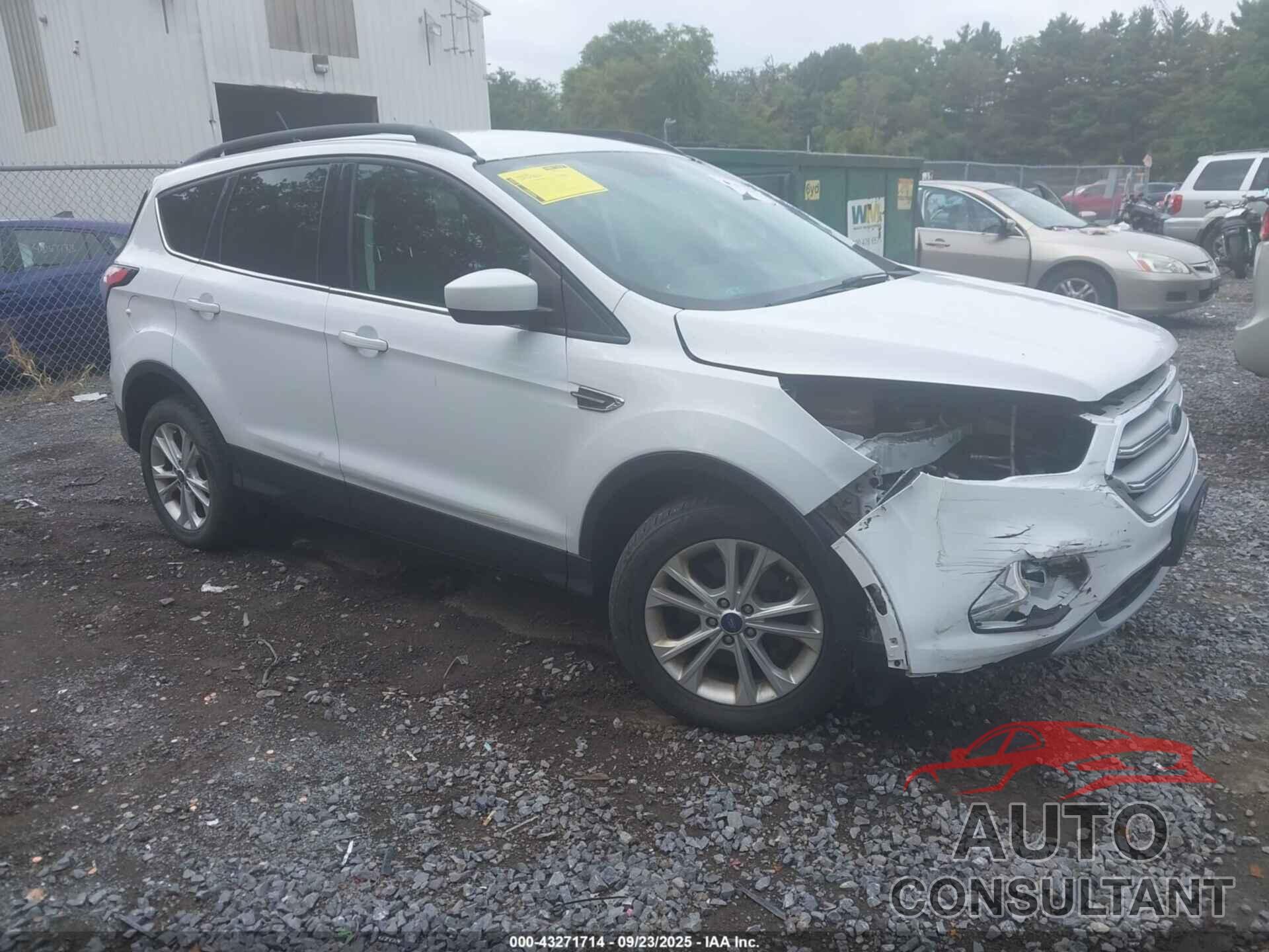 FORD ESCAPE 2018 - 1FMCU9GD0JUA87970