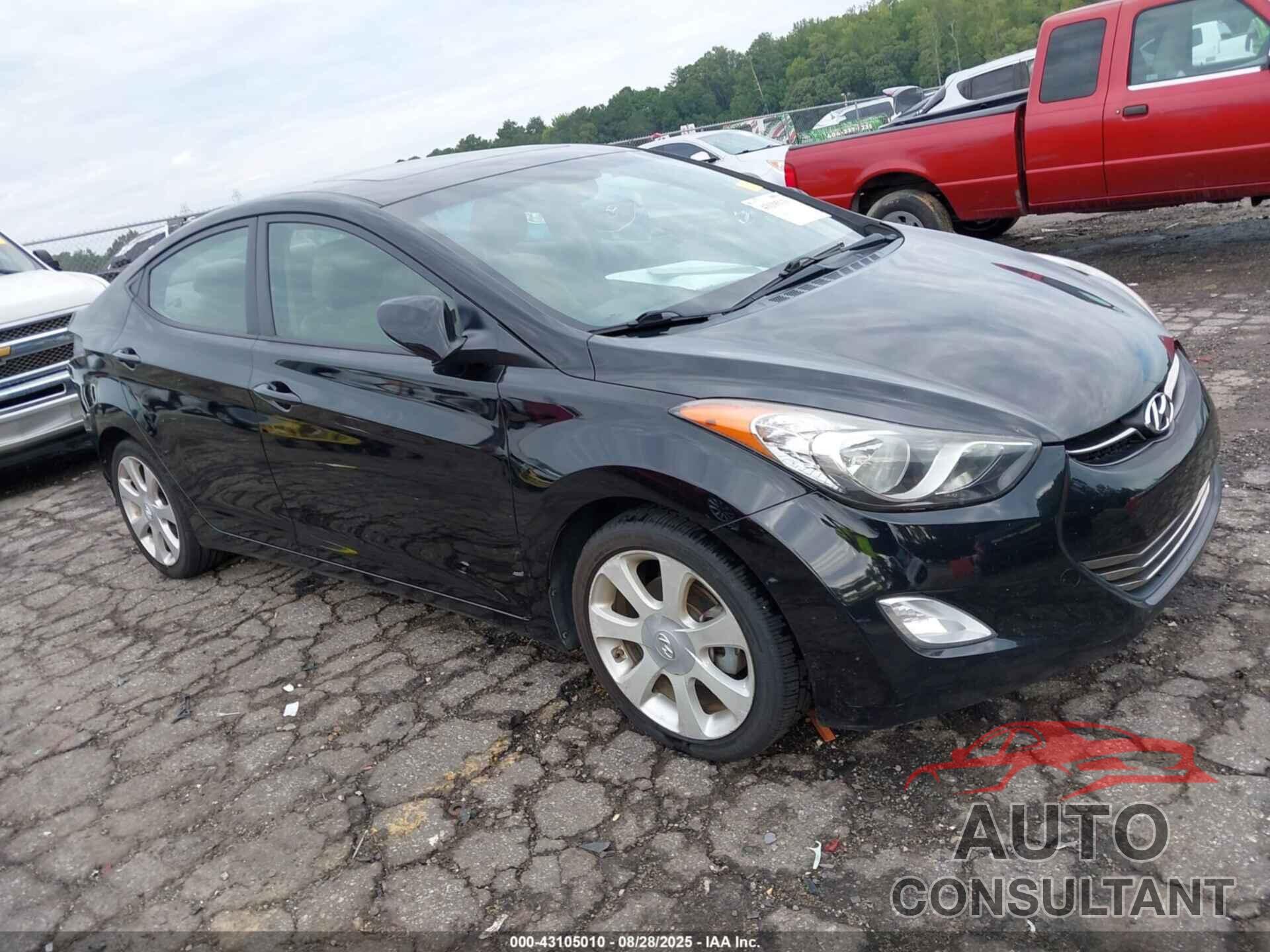 HYUNDAI ELANTRA 2013 - KMHDH4AE0DU582543