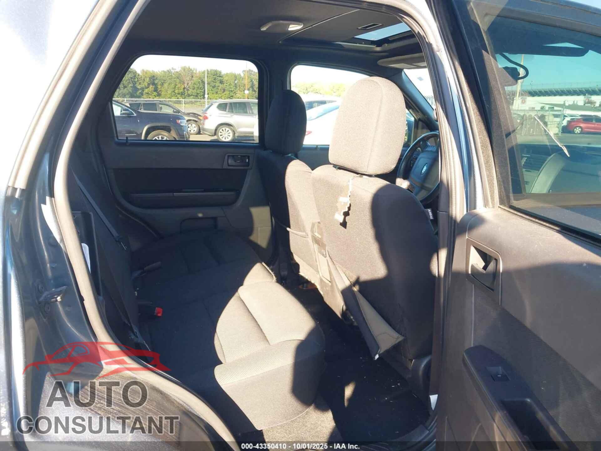 FORD ESCAPE 2010 - 1FMCU9D70AKA63680