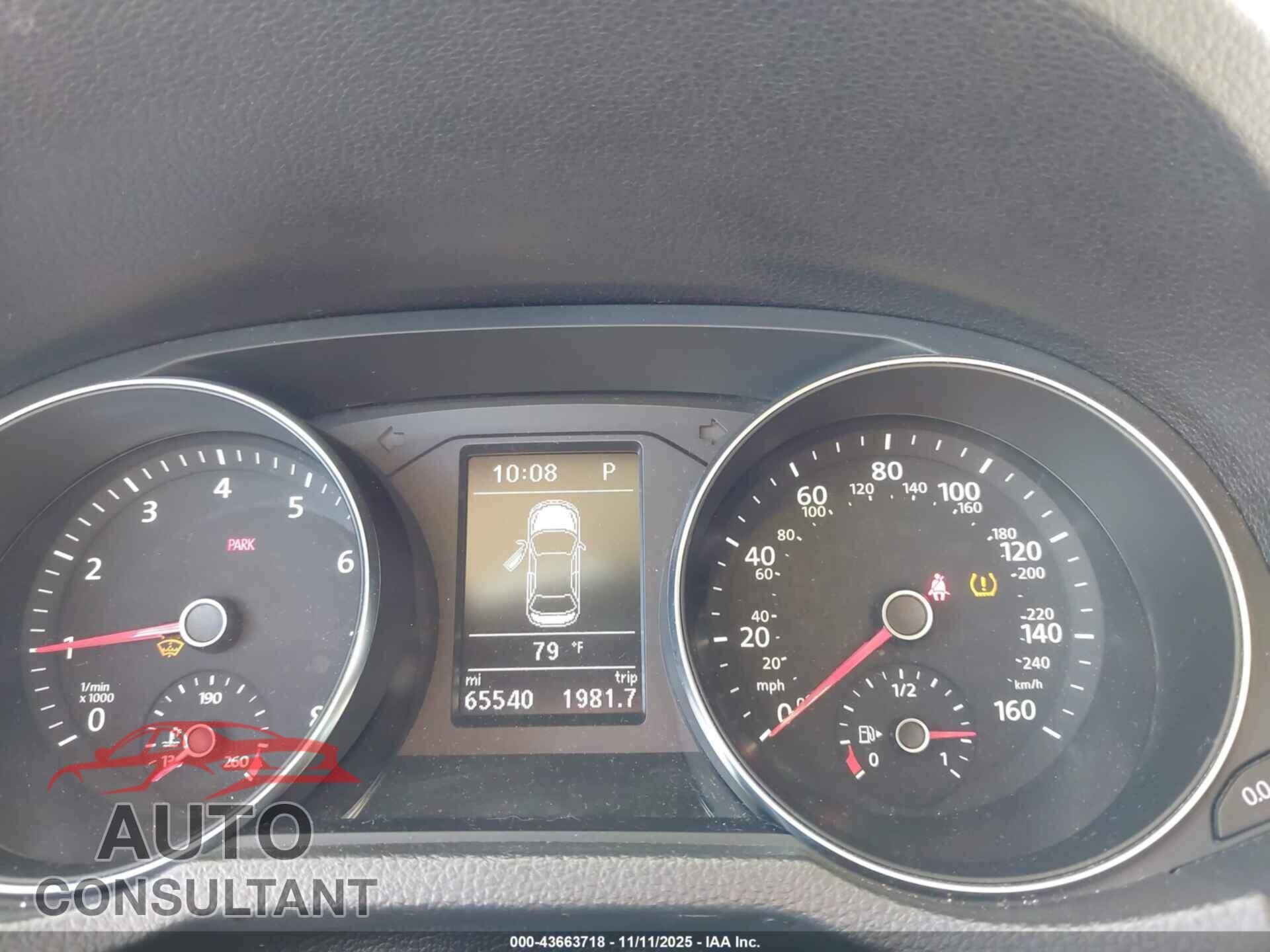 VOLKSWAGEN PASSAT 2017 - 1VWAT7A31HC045338