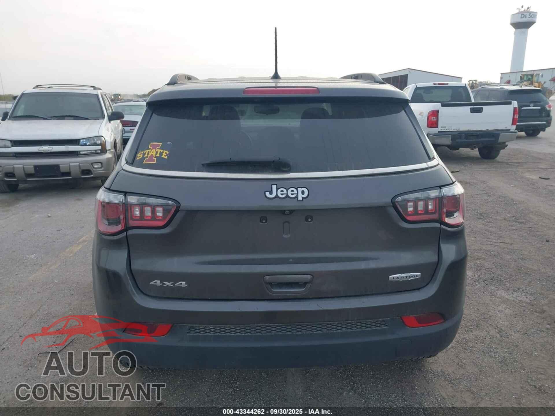 JEEP COMPASS 2018 - 3C4NJDBB9JT401981