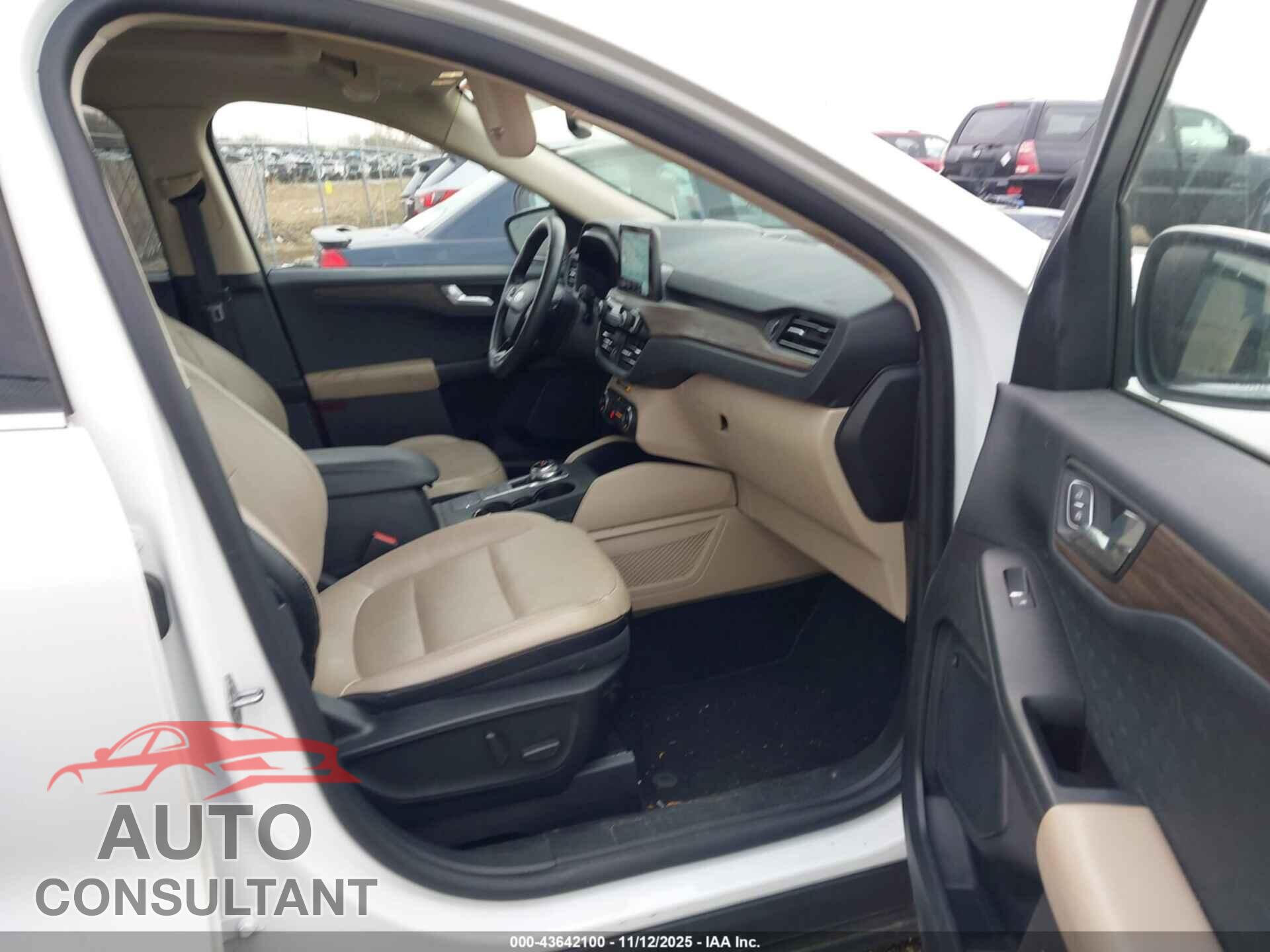 FORD ESCAPE 2020 - 1FMCU9J95LUA73800