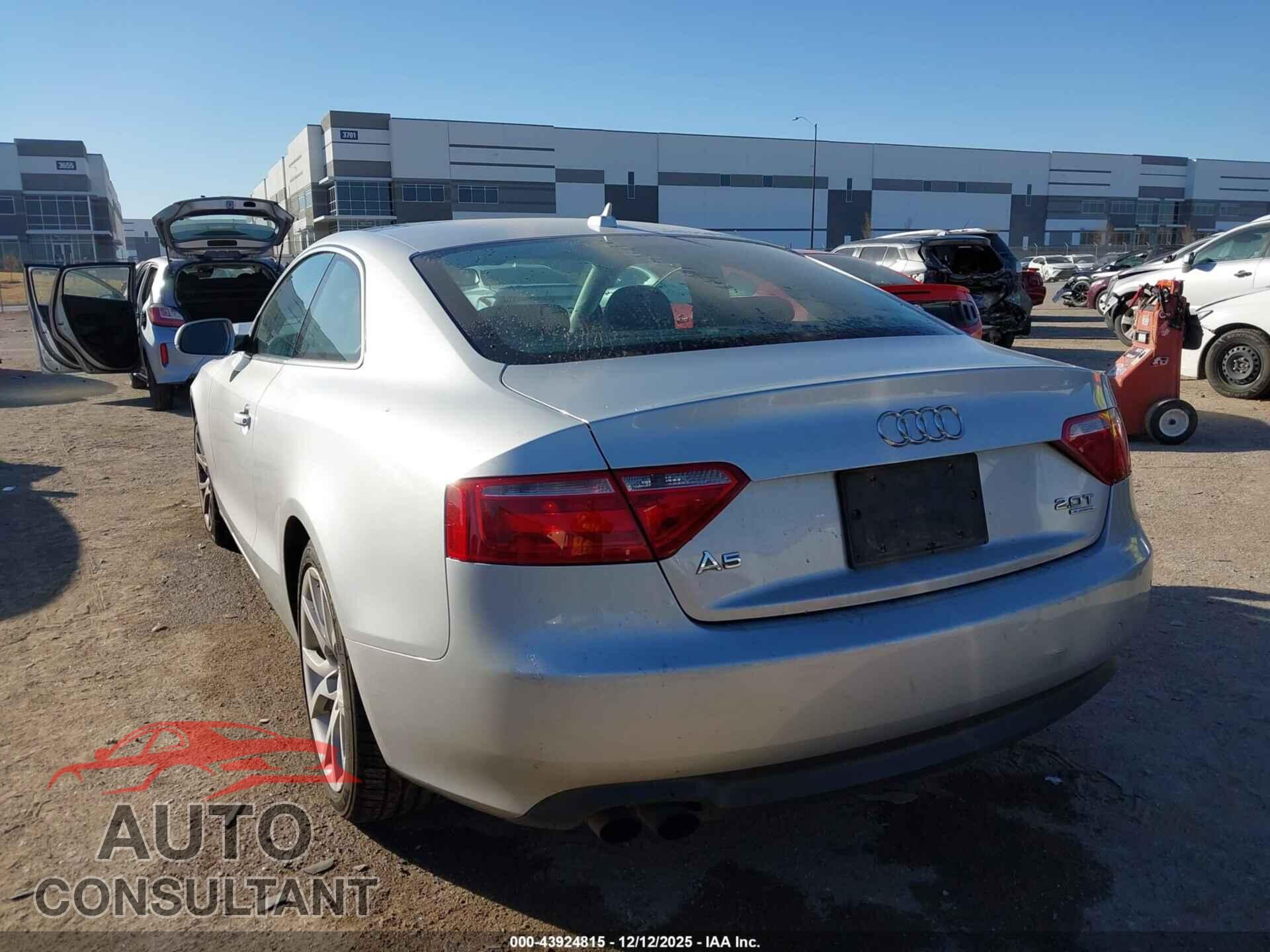 AUDI A5 2011 - WAUCFAFR4BA008961