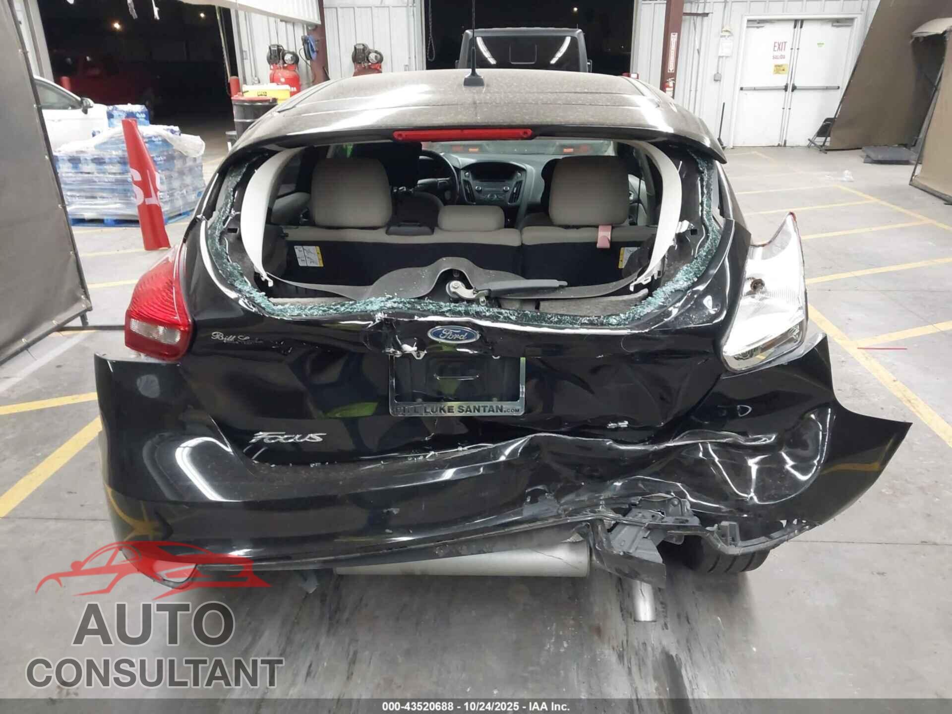FORD FOCUS 2017 - 1FADP3K26HL348320