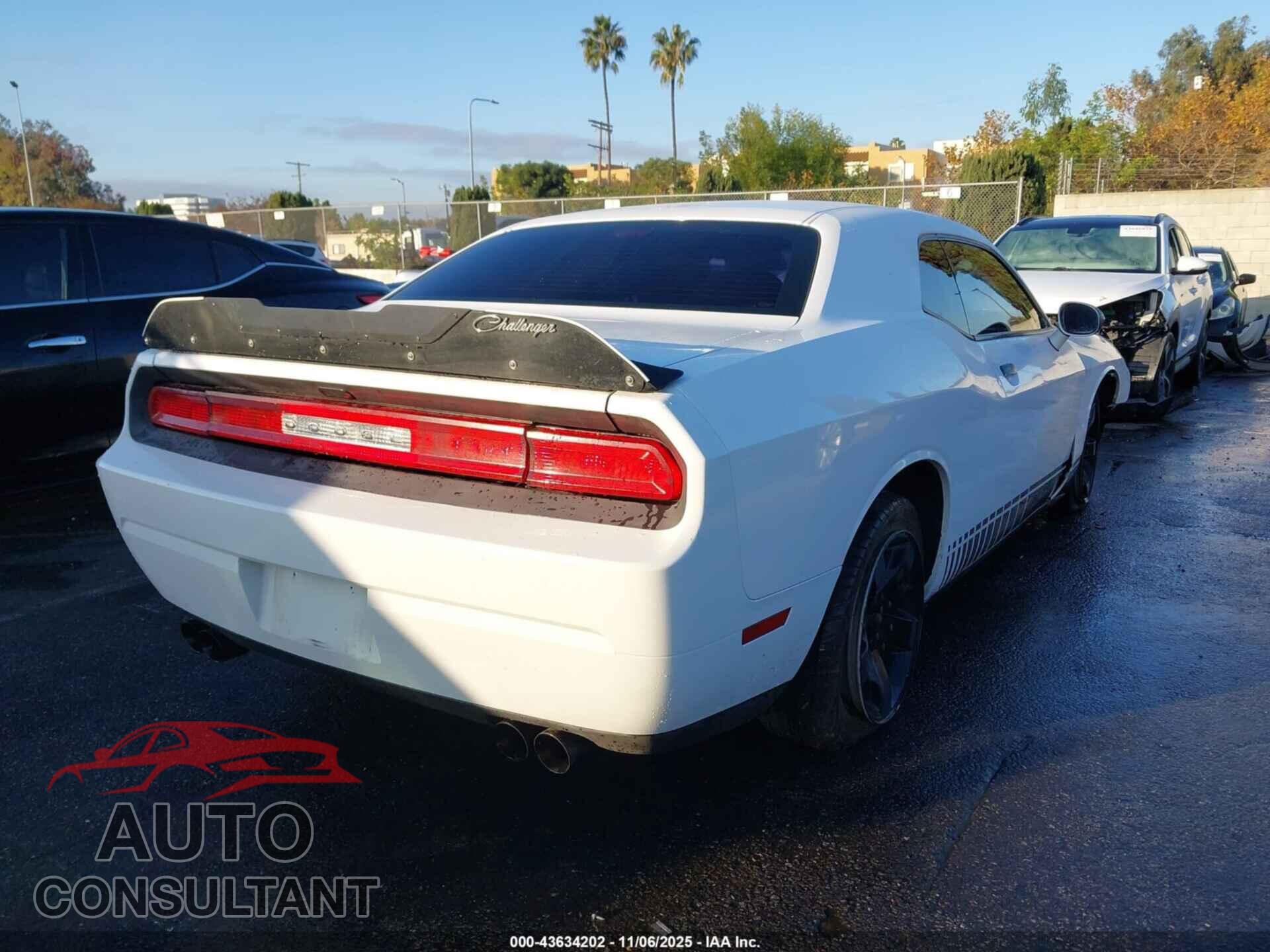 DODGE CHALLENGER 2013 - 2C3CDYAG8DH582012
