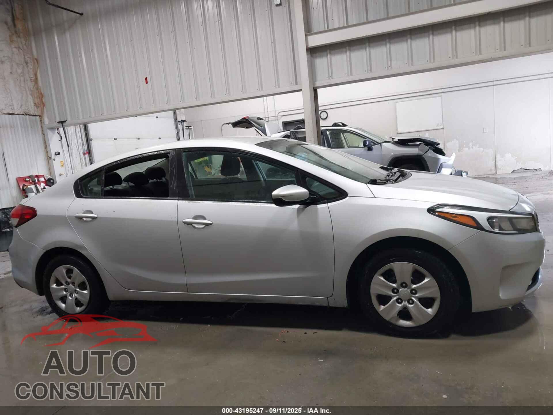 KIA FORTE 2017 - 3KPFK4A77HE149273