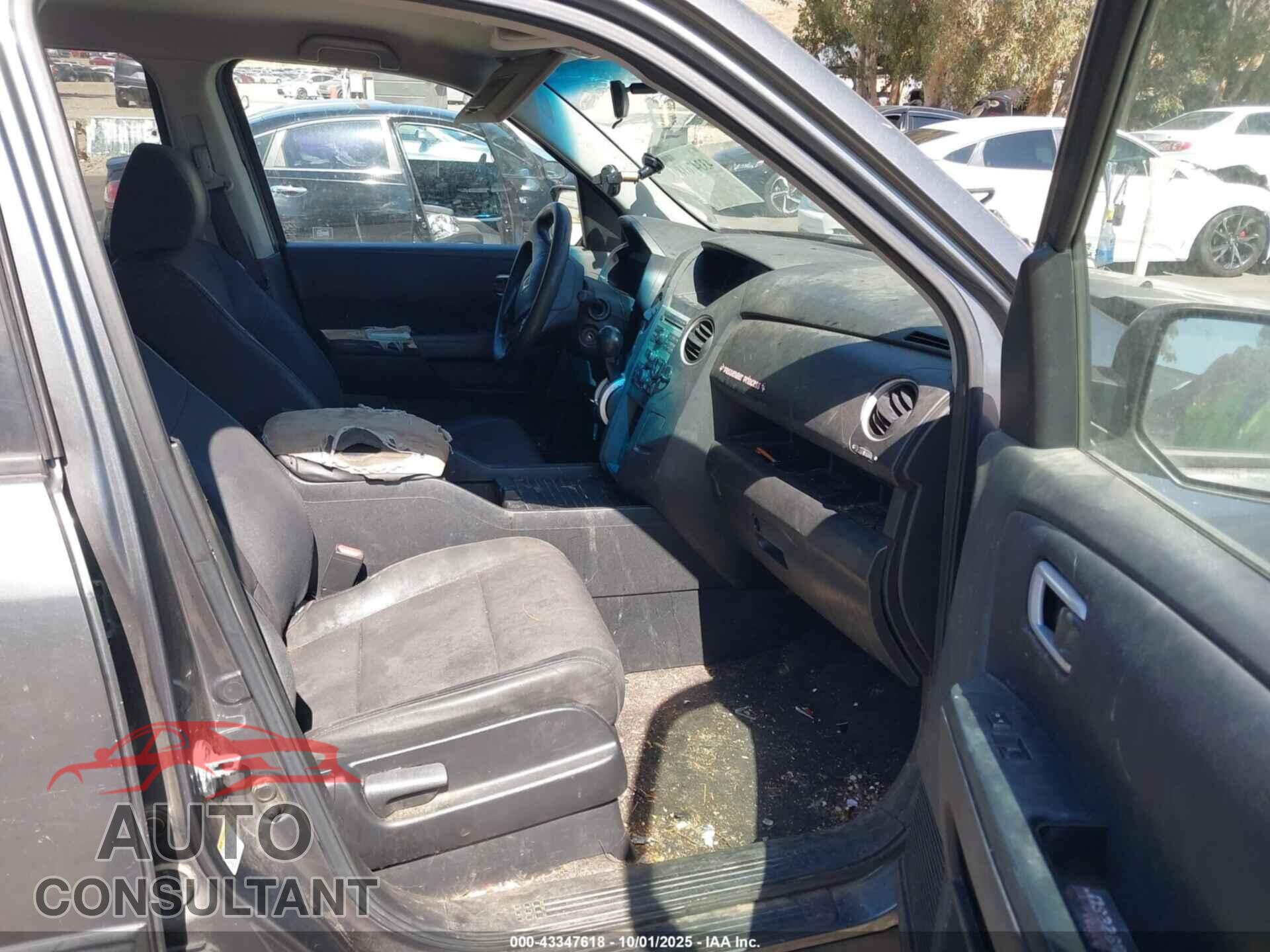 HONDA PILOT 2011 - 5FNYF4H29BB025353