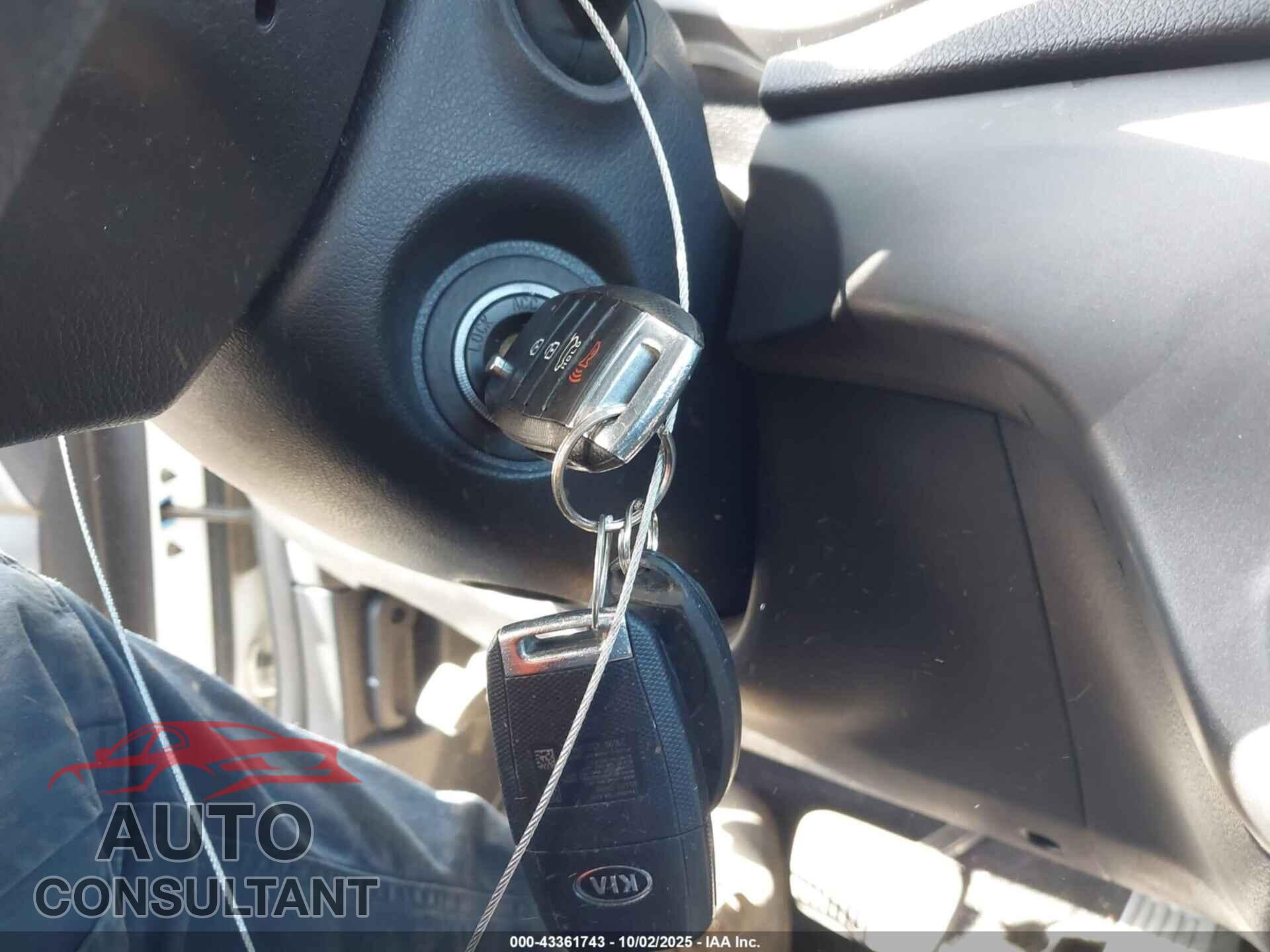 KIA SPORTAGE 2017 - KNDPMCAC2H7109219
