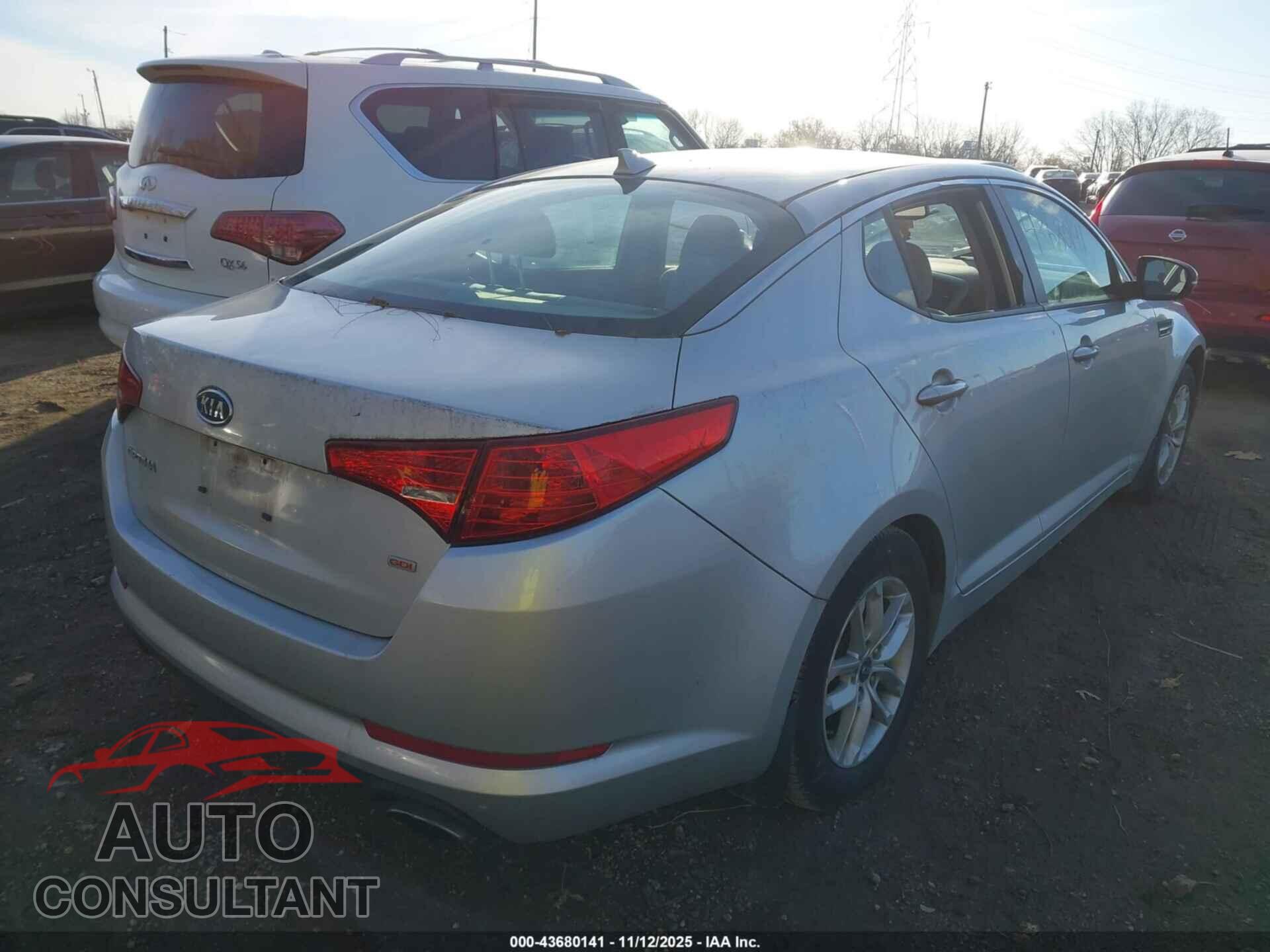 KIA OPTIMA 2011 - KNAGM4A79B5166607