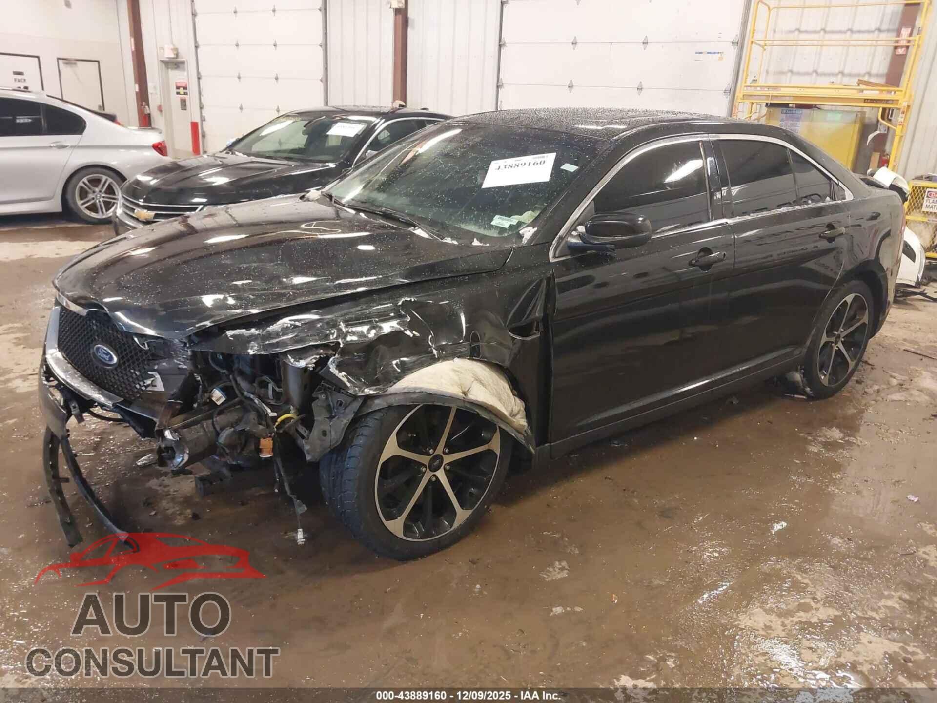 FORD TAURUS 2015 - 1FAHP2KTXFG143755
