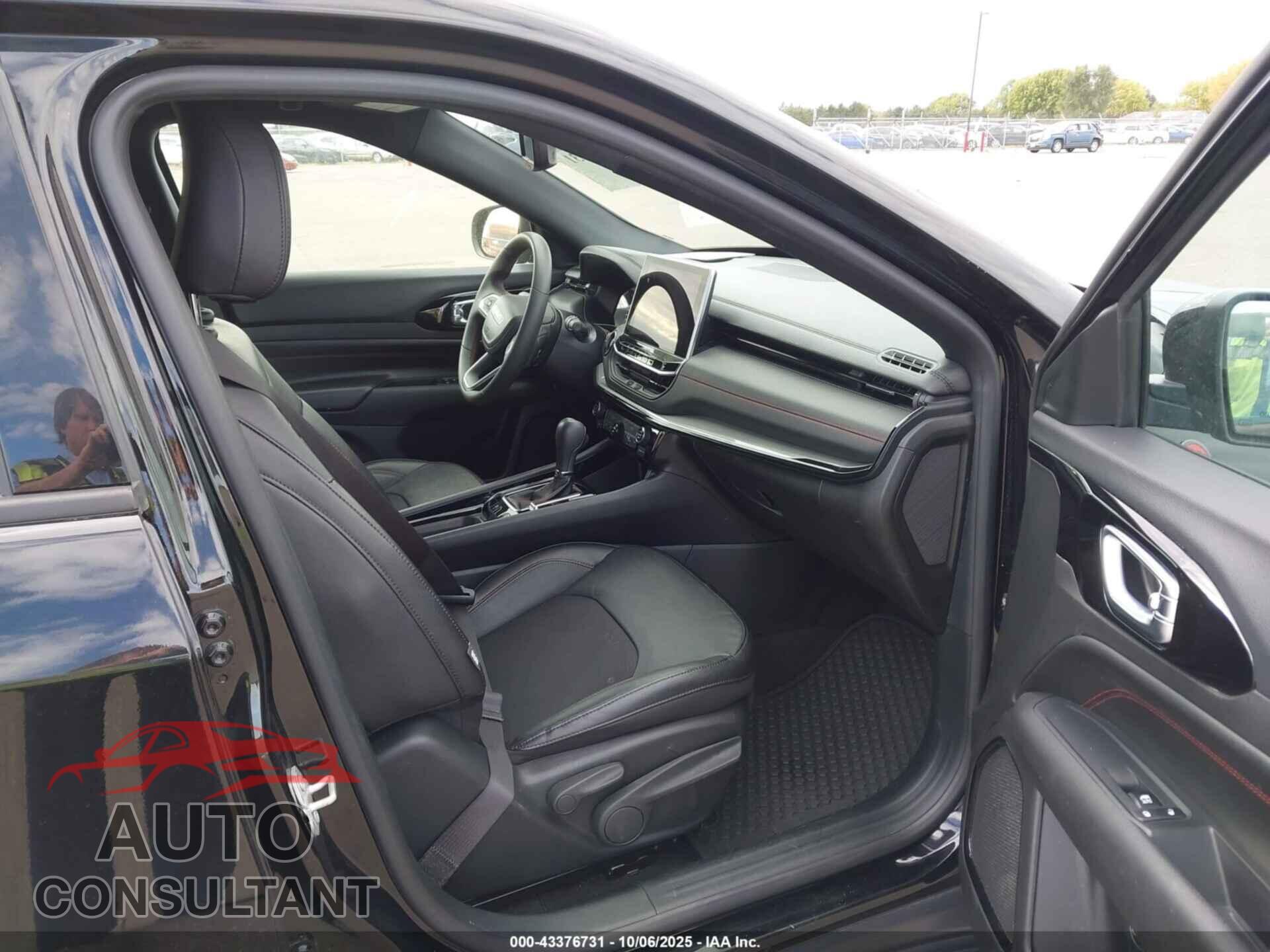 JEEP COMPASS 2024 - 3C4NJDDN6RT137220