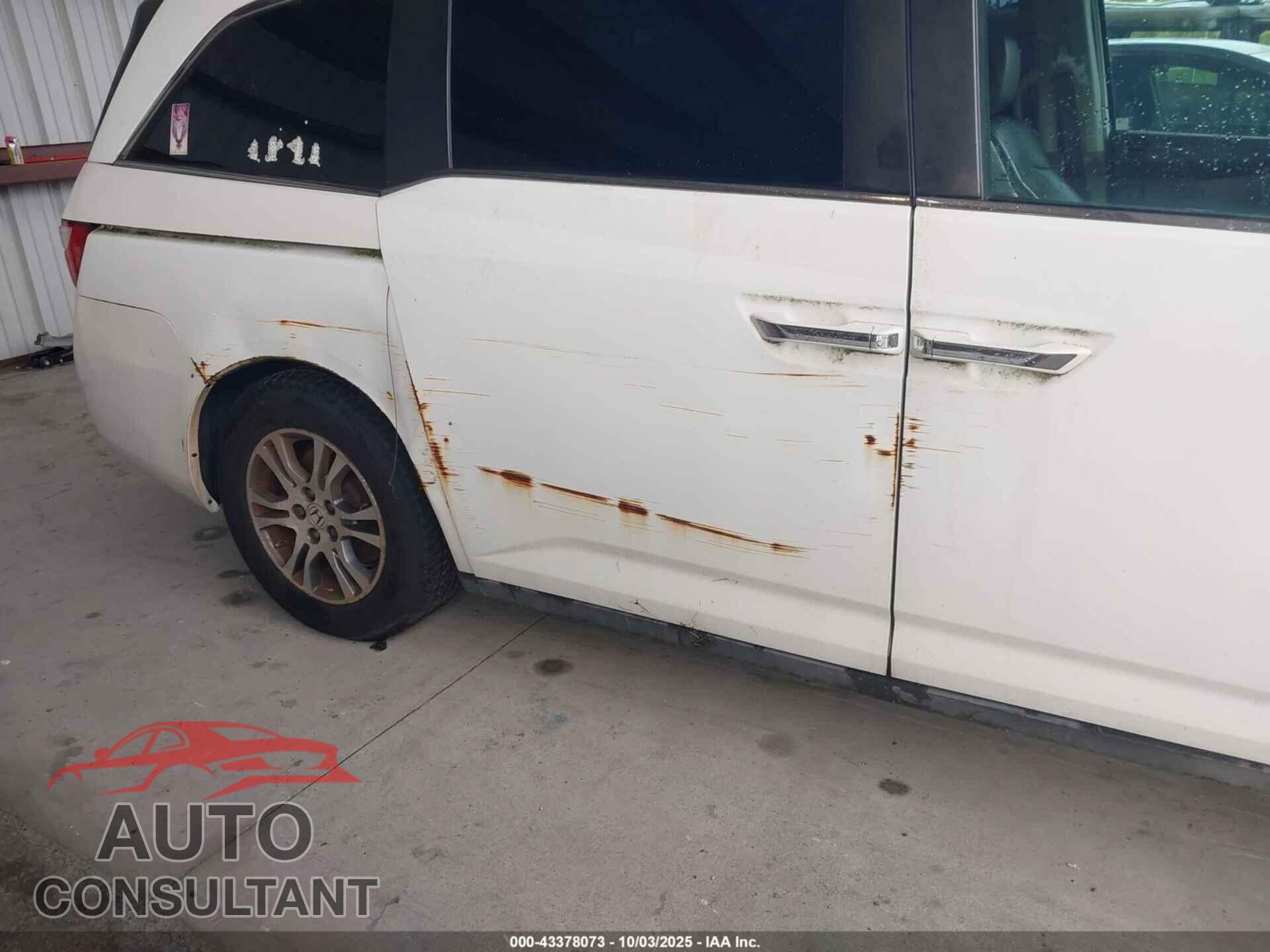 HONDA ODYSSEY 2011 - 5FNRL5H61BB040337