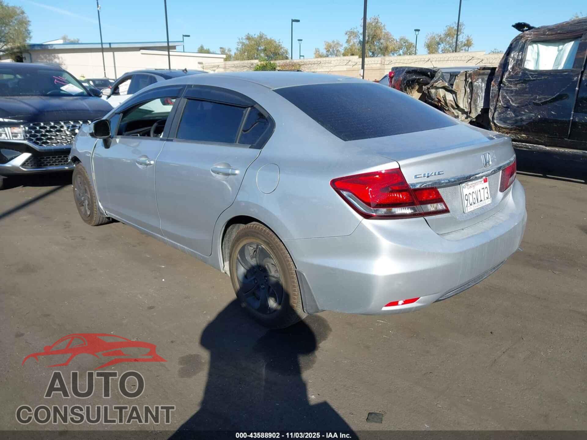 HONDA CIVIC 2013 - 19XFB2F55DE284323