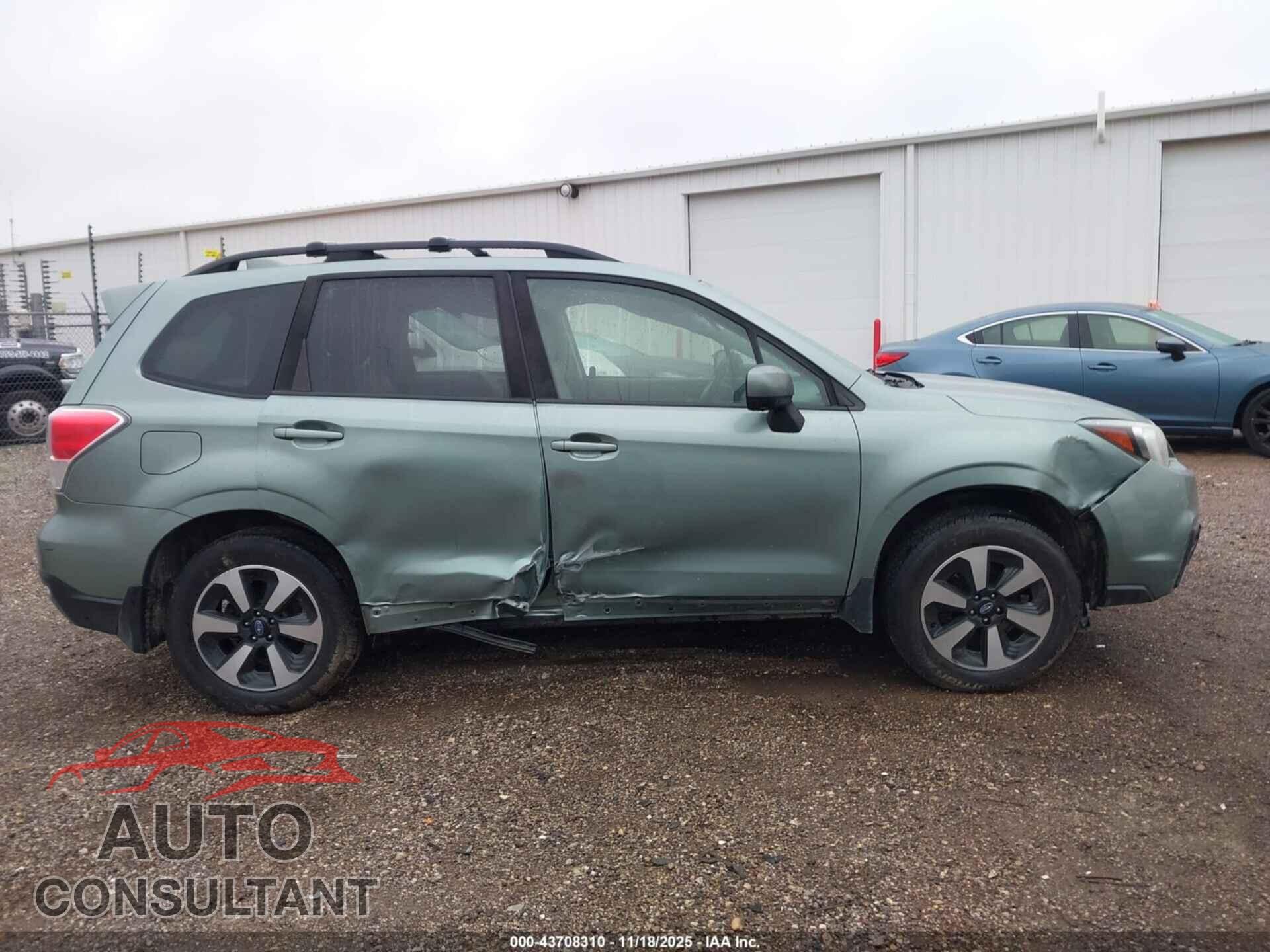 SUBARU FORESTER 2017 - JF2SJAEC7HH444330