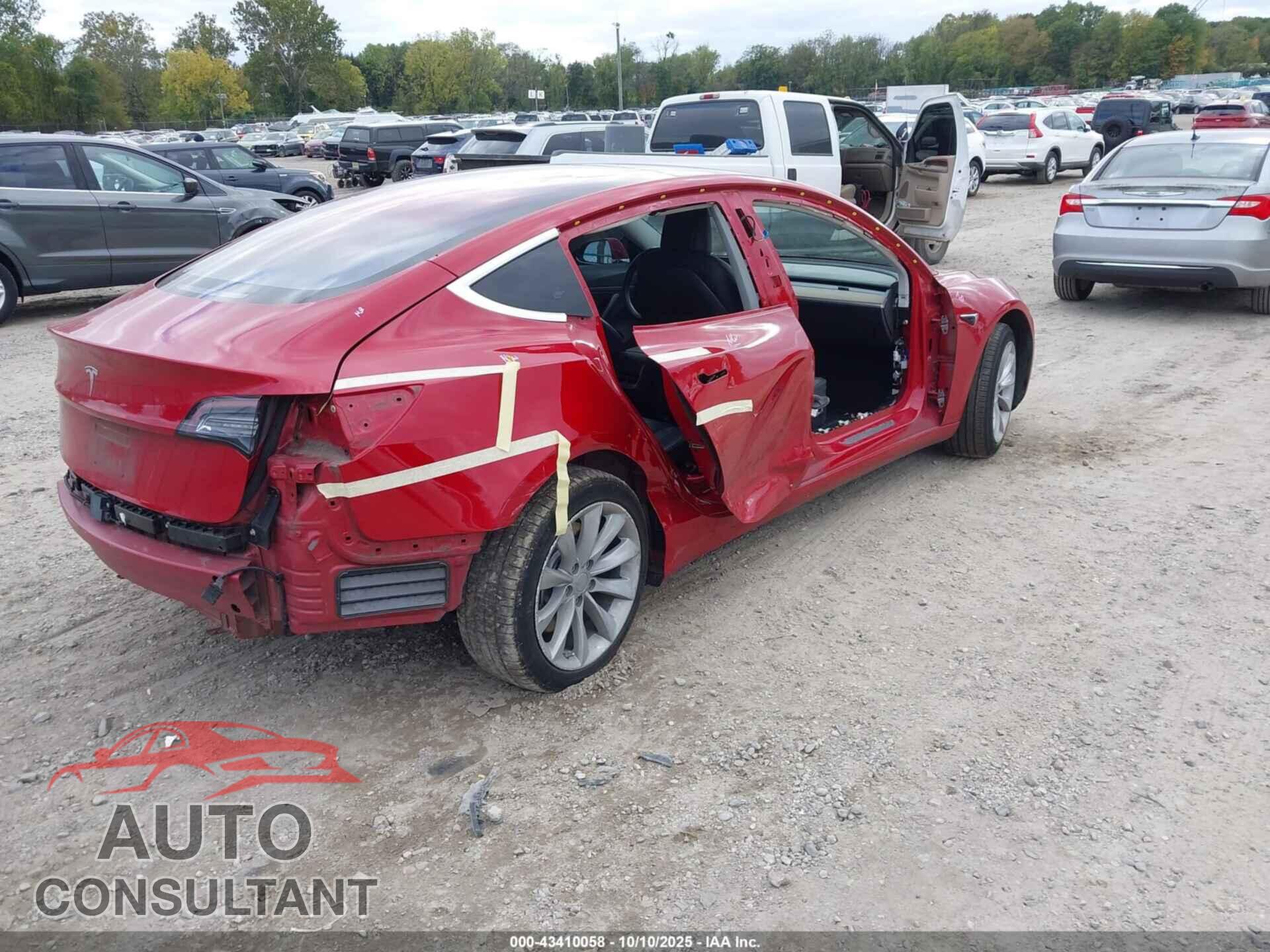 TESLA MODEL 3 2018 - 5YJ3E1EA8JF008906