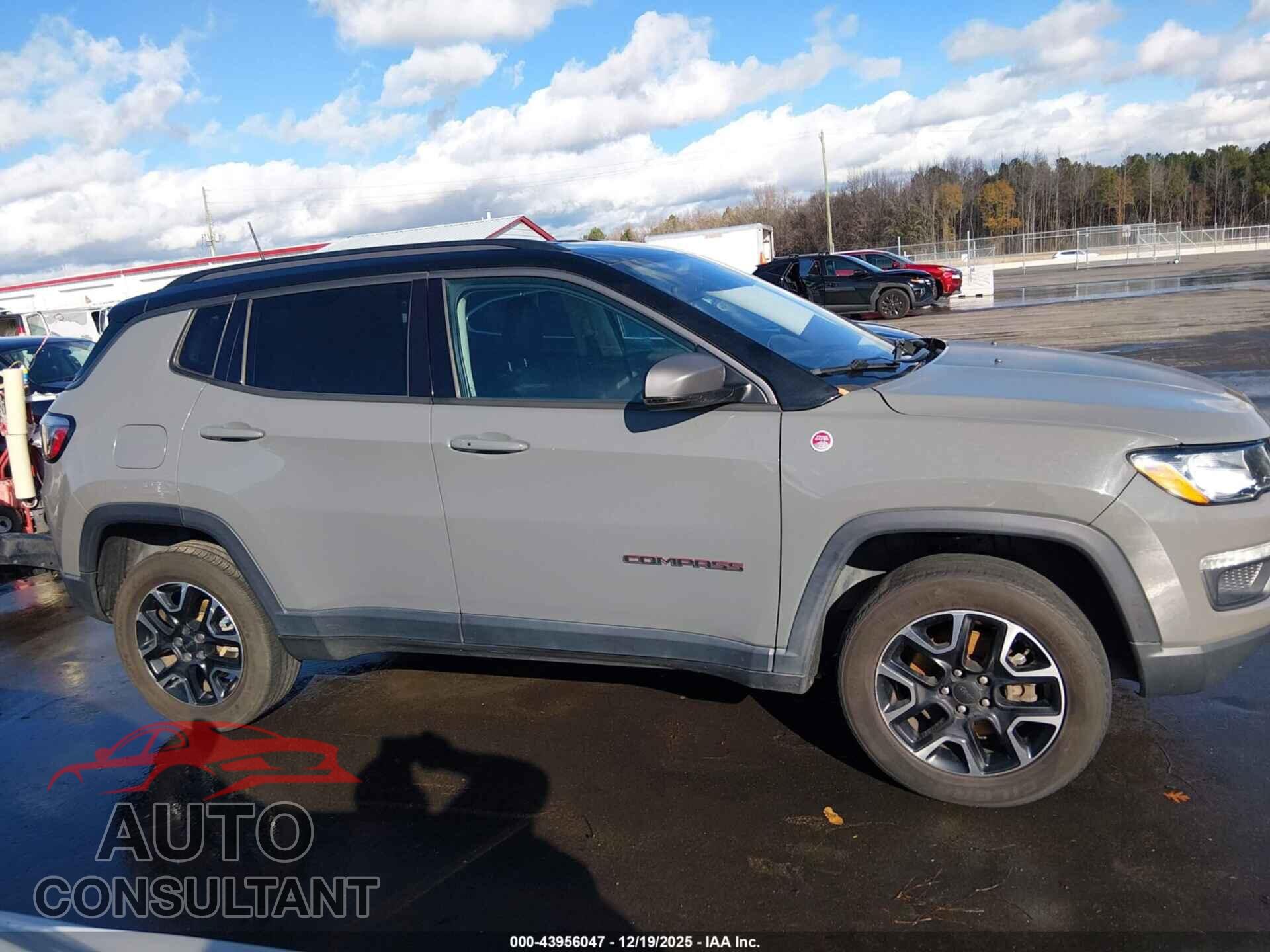 JEEP COMPASS 2020 - 3C4NJDDB3LT203431