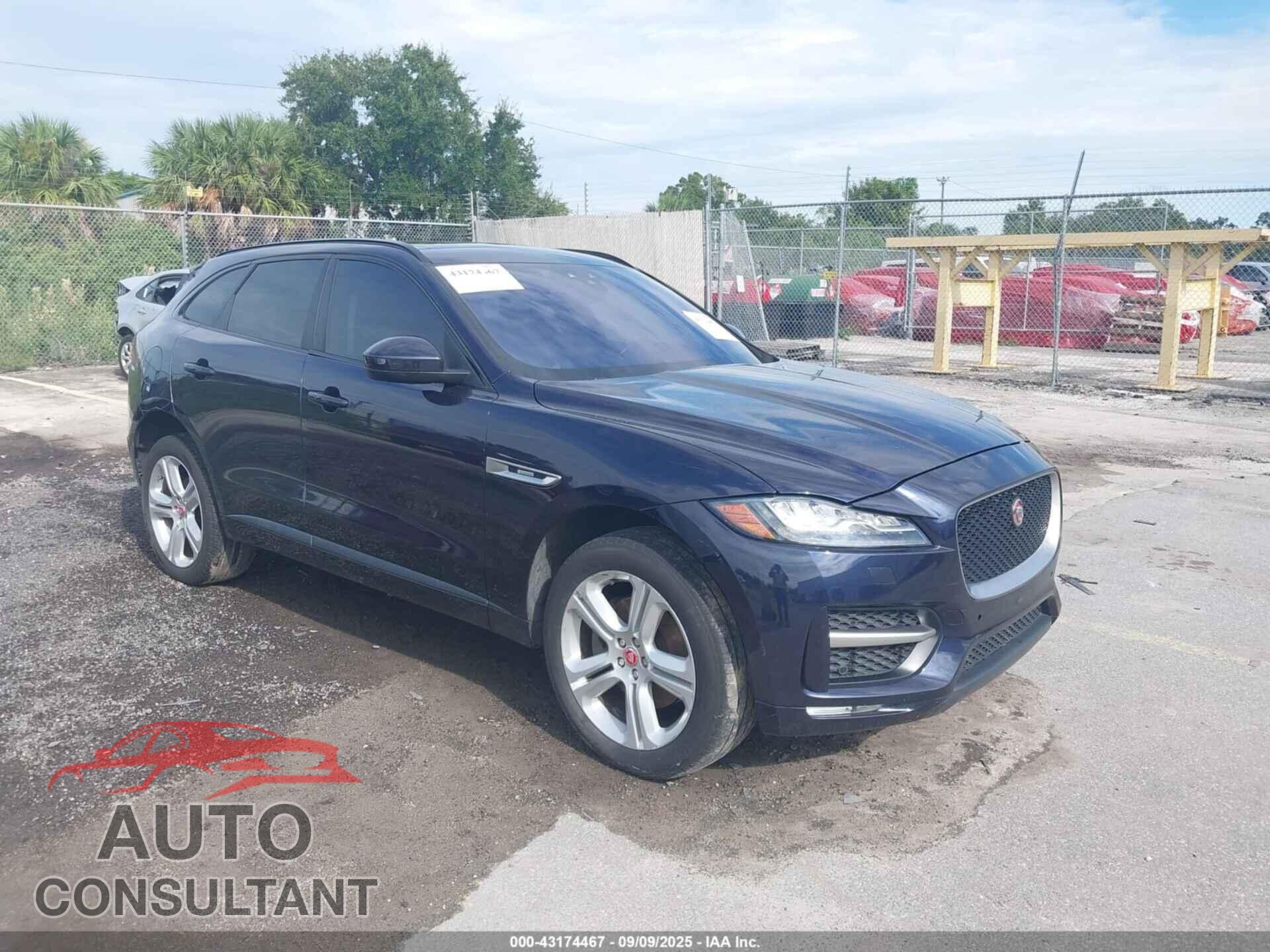 JAGUAR F-PACE 2017 - SADCL2BV8HA062443