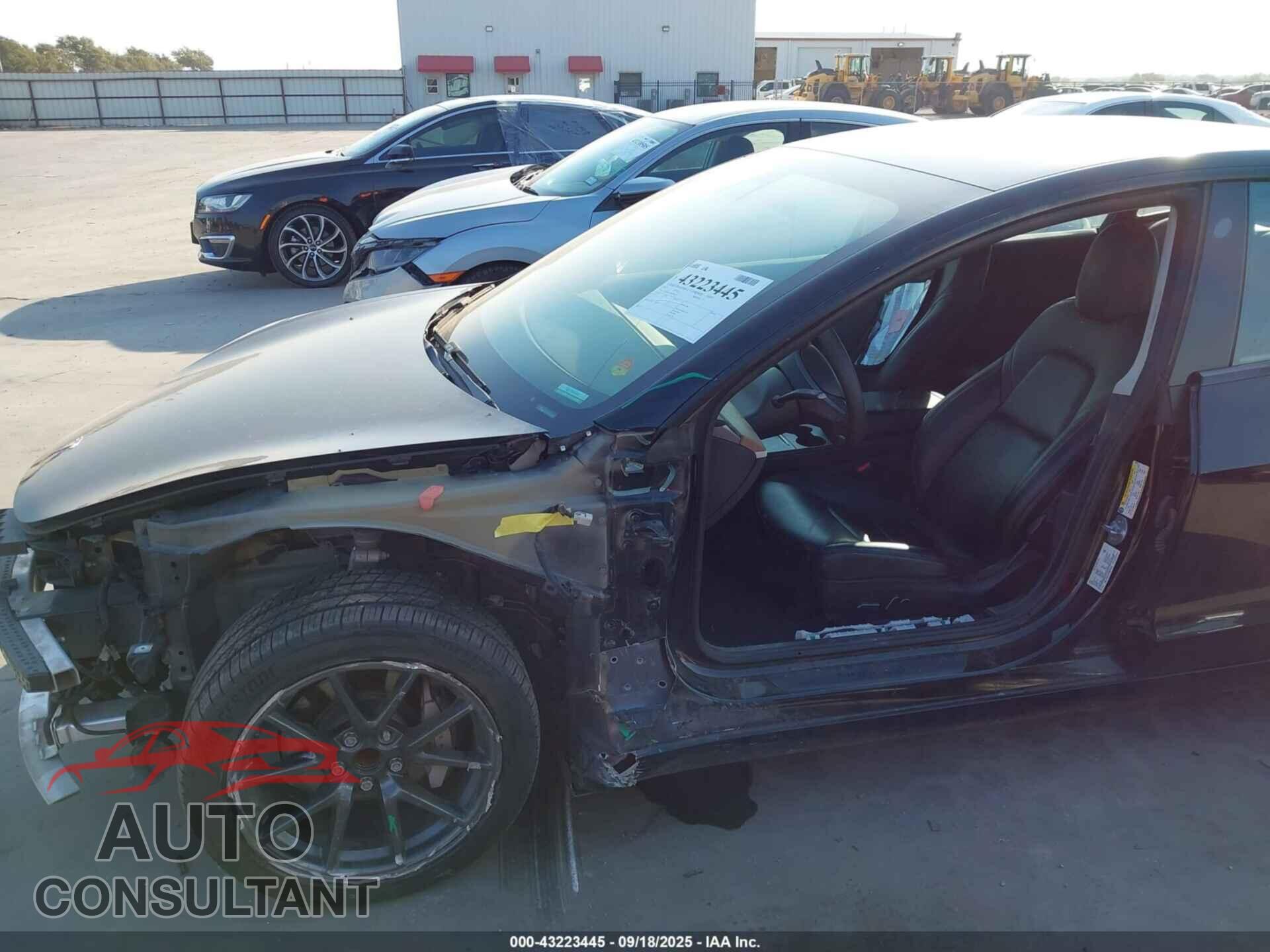 TESLA MODEL 3 2021 - 5YJ3E1EA7MF996720