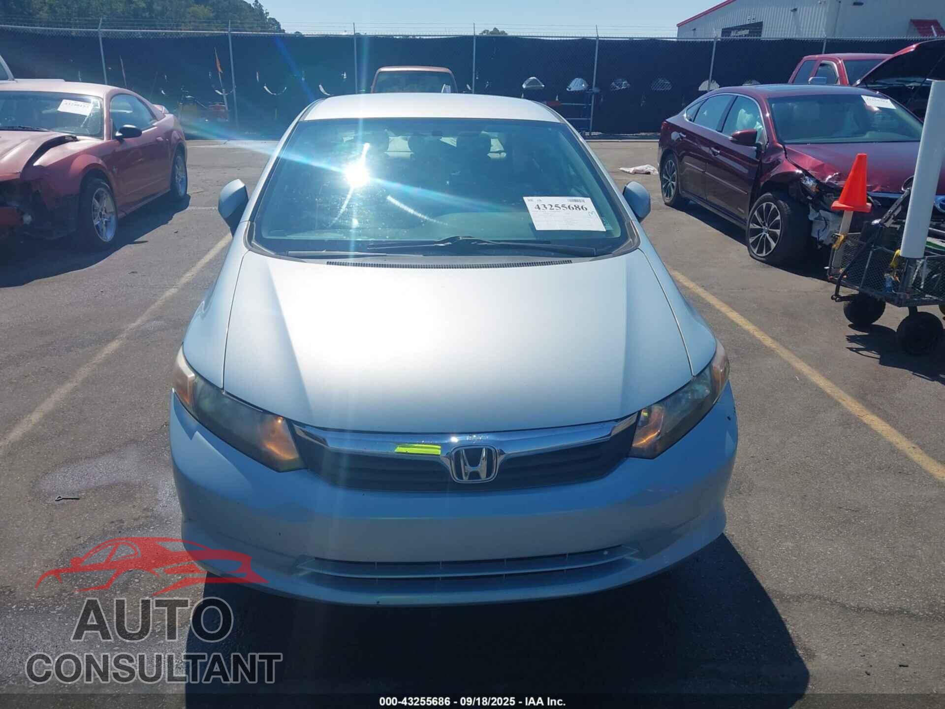 HONDA CIVIC 2012 - 2HGFB2F55CH559483