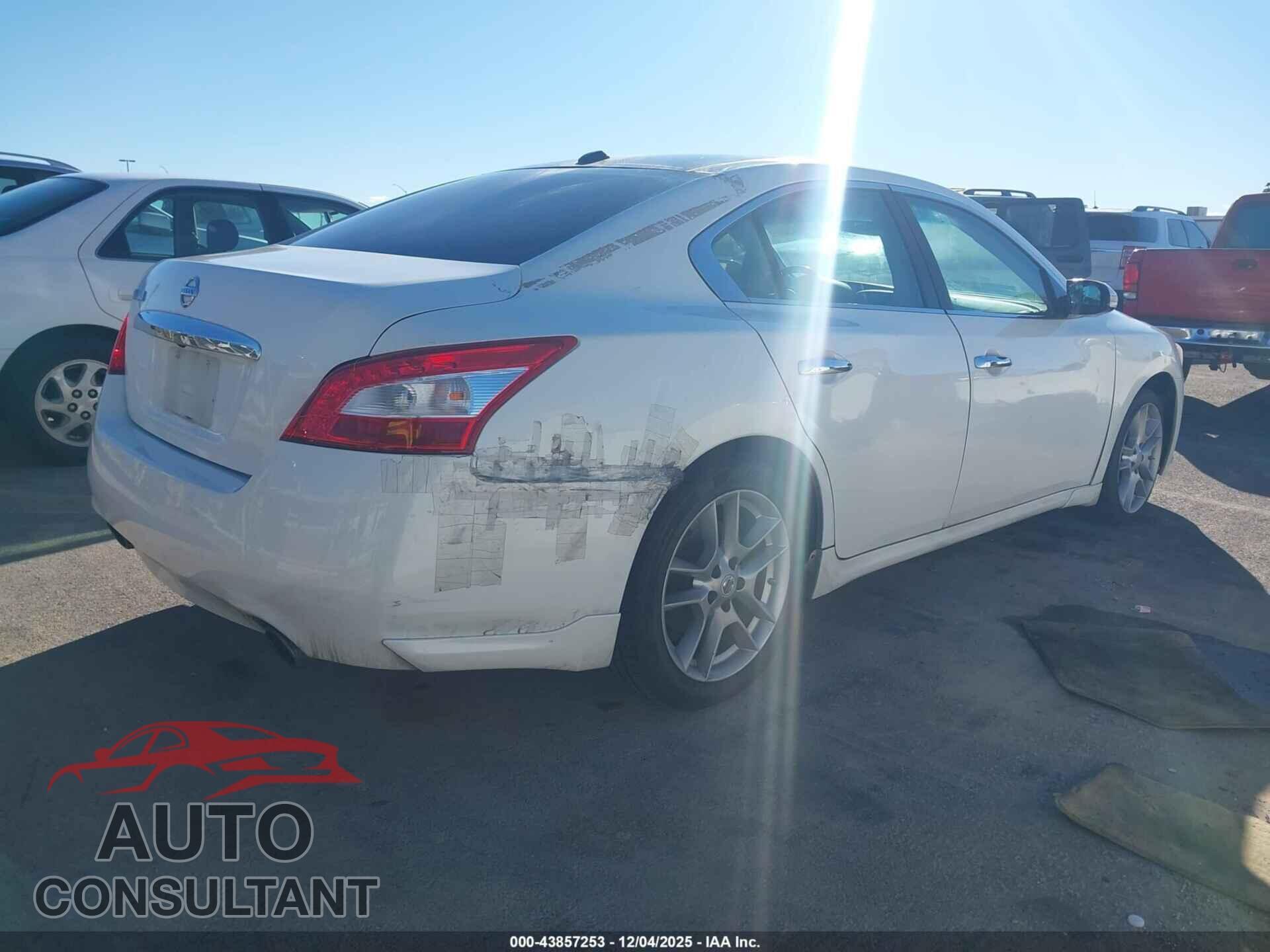 NISSAN MAXIMA 2011 - 1N4AA5AP7BC815409
