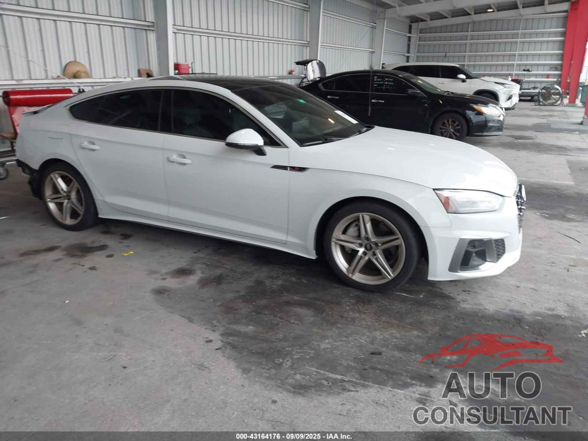 AUDI A5 SPORTBACK 2021 - WAUDACF57MA044531