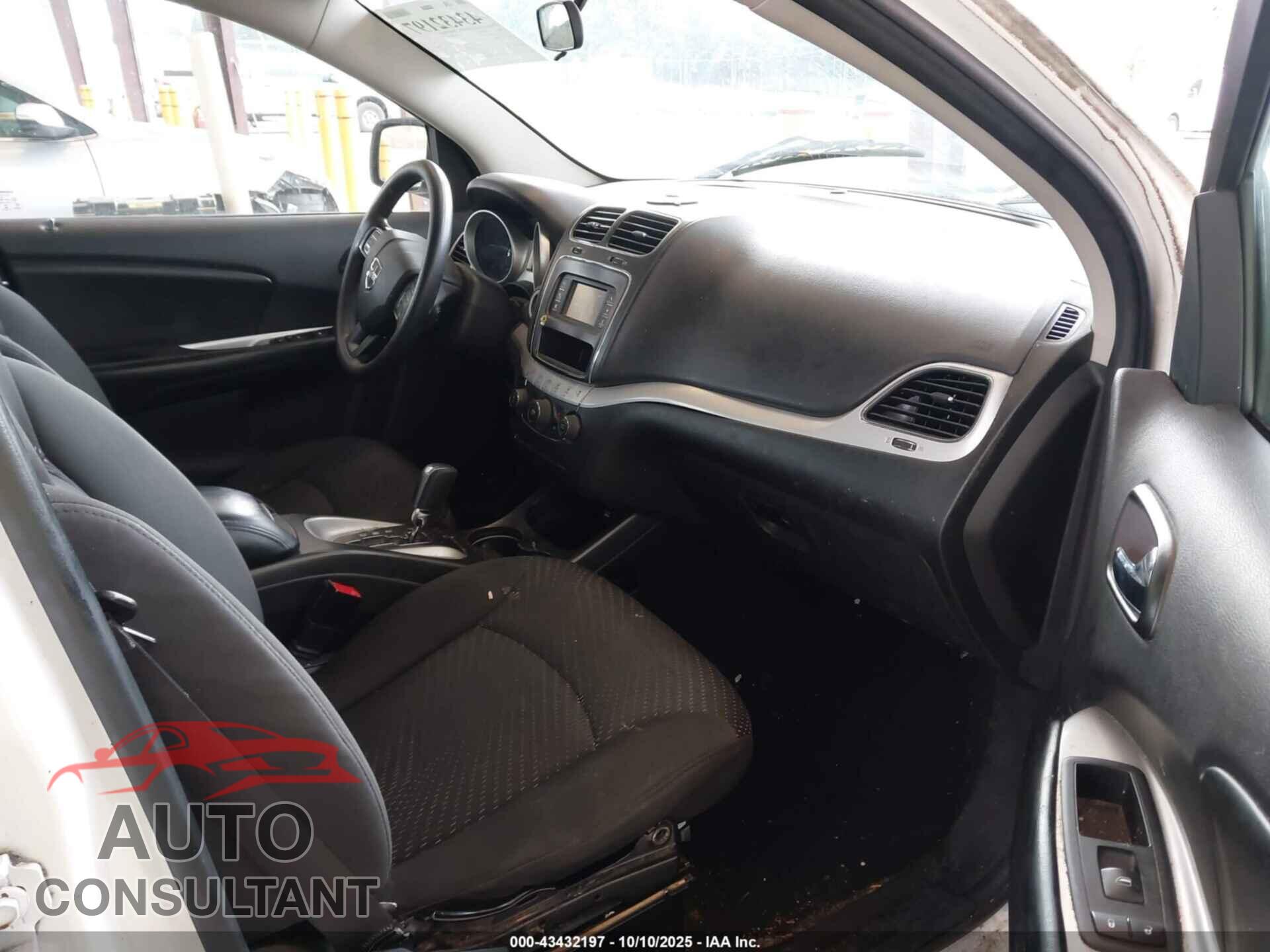 DODGE JOURNEY 2015 - 3C4PDCAB6FT756111