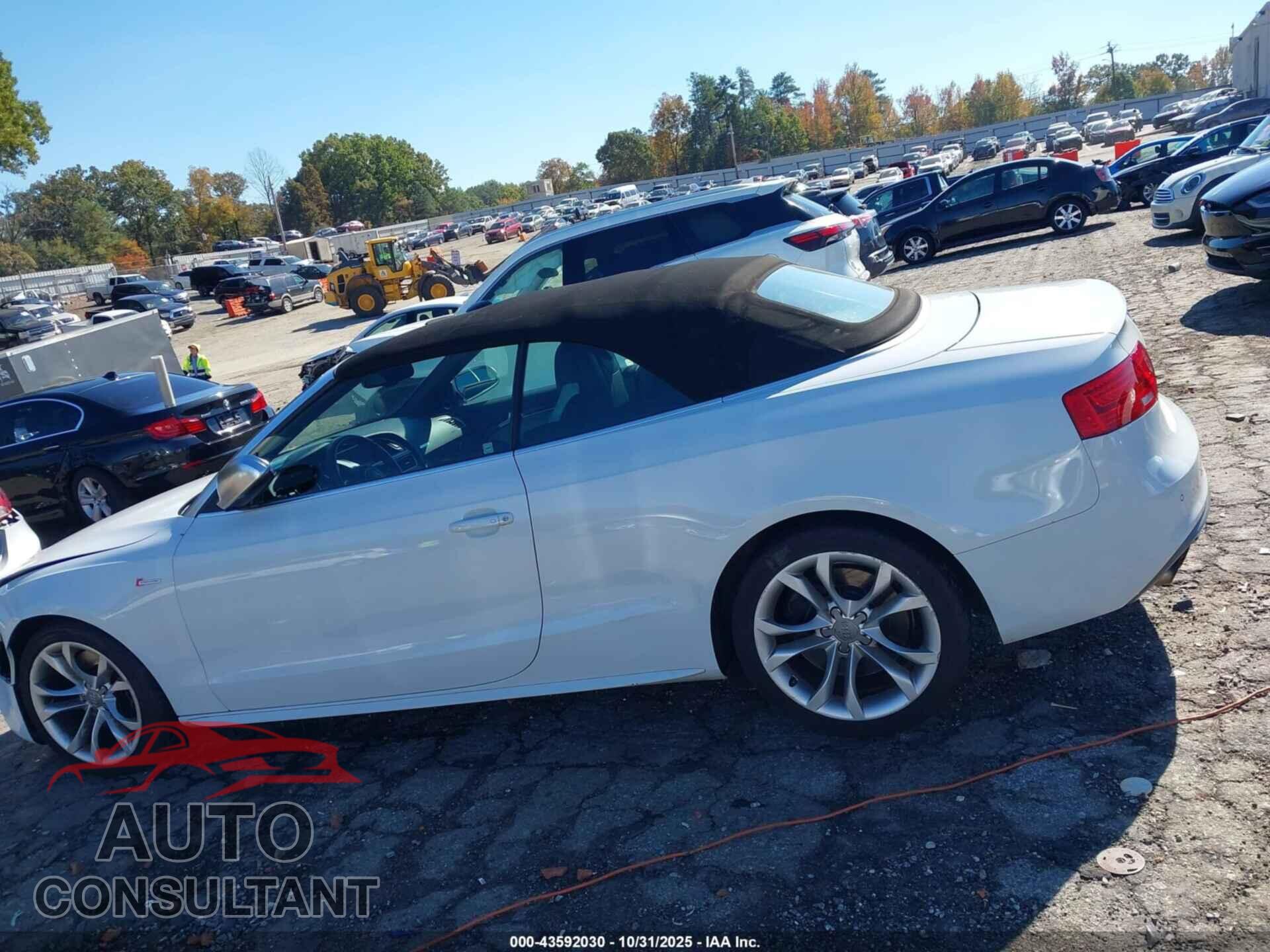AUDI S5 2013 - WAUVGAFH8DN015727