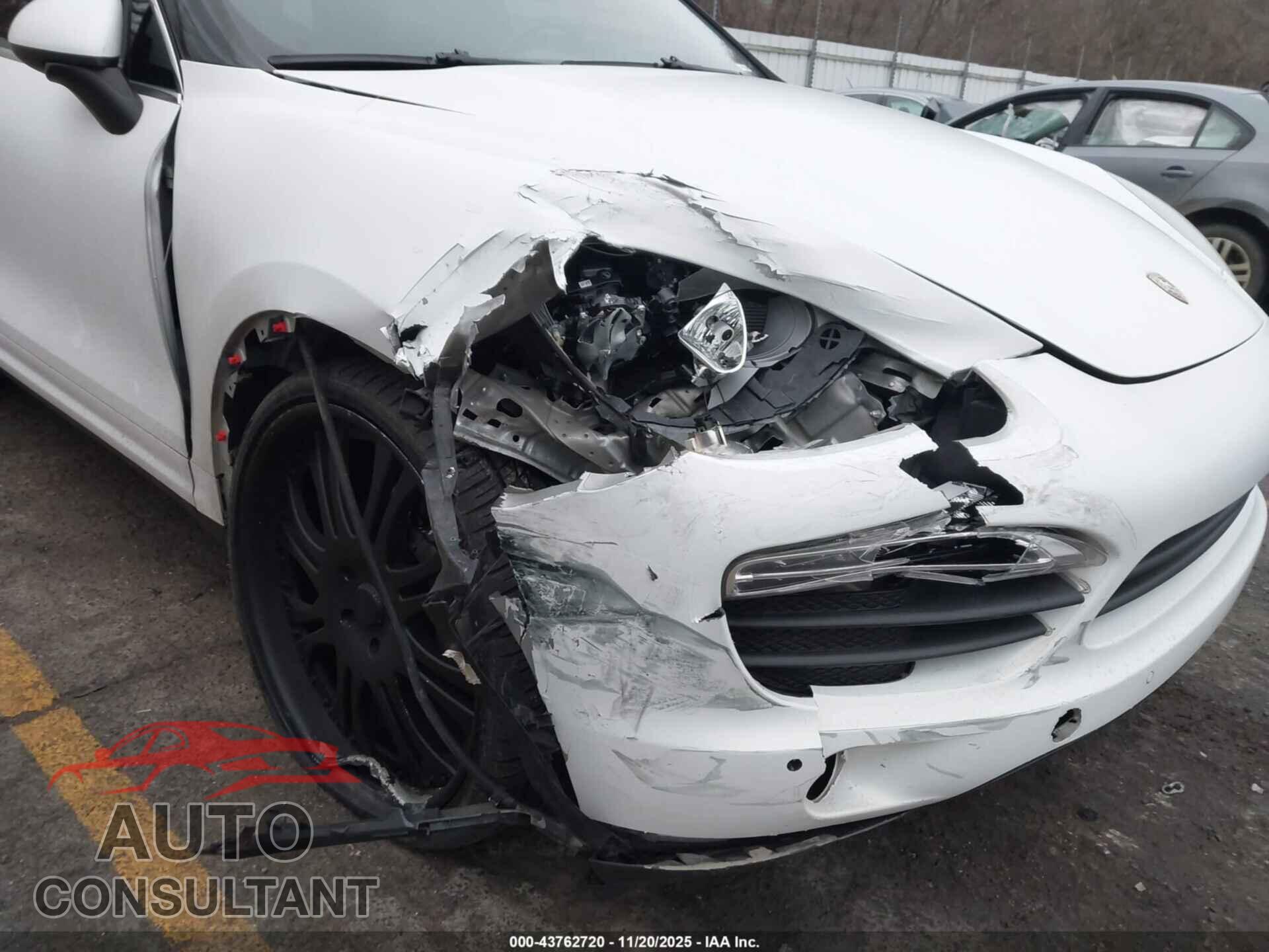 PORSCHE CAYENNE 2013 - WP1AB2A28DLA83268