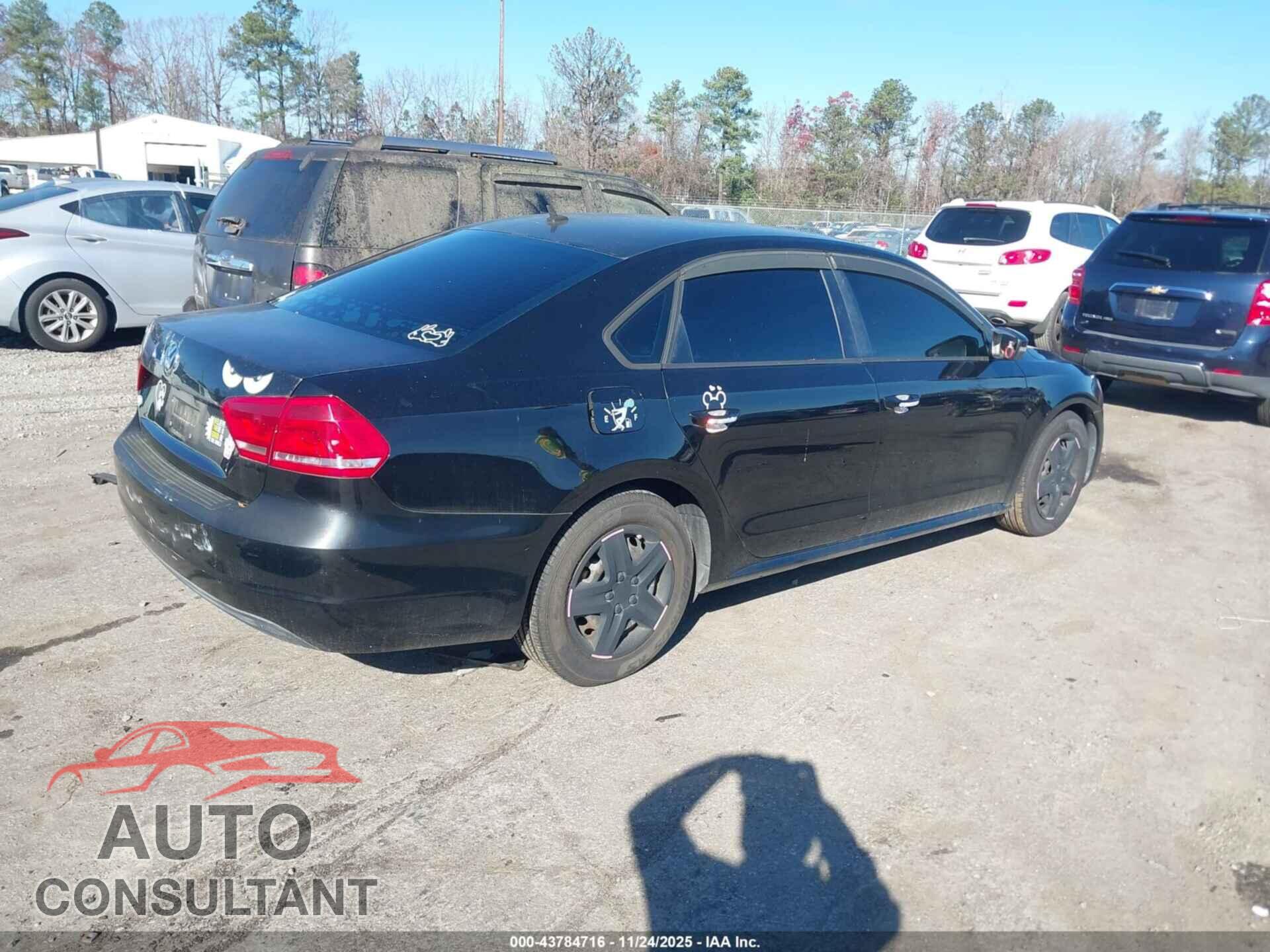 VOLKSWAGEN PASSAT 2014 - 1VWAP7A38EC010196
