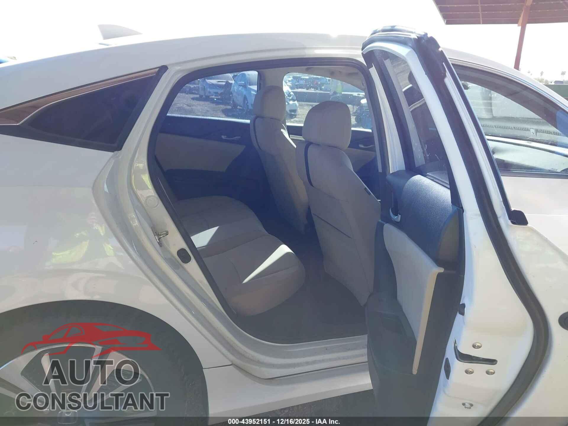 HONDA CIVIC 2017 - 19XFC1F33HE015202