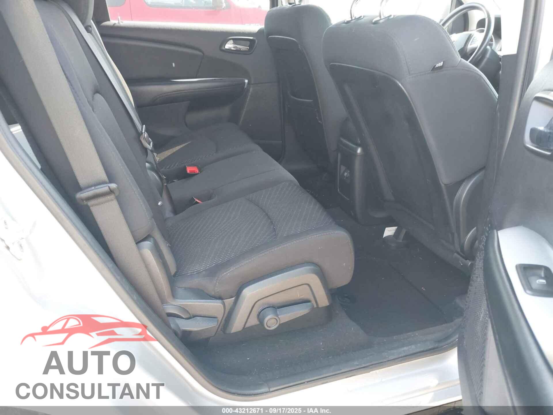 DODGE JOURNEY 2012 - 3C4PDCBG5CT245883